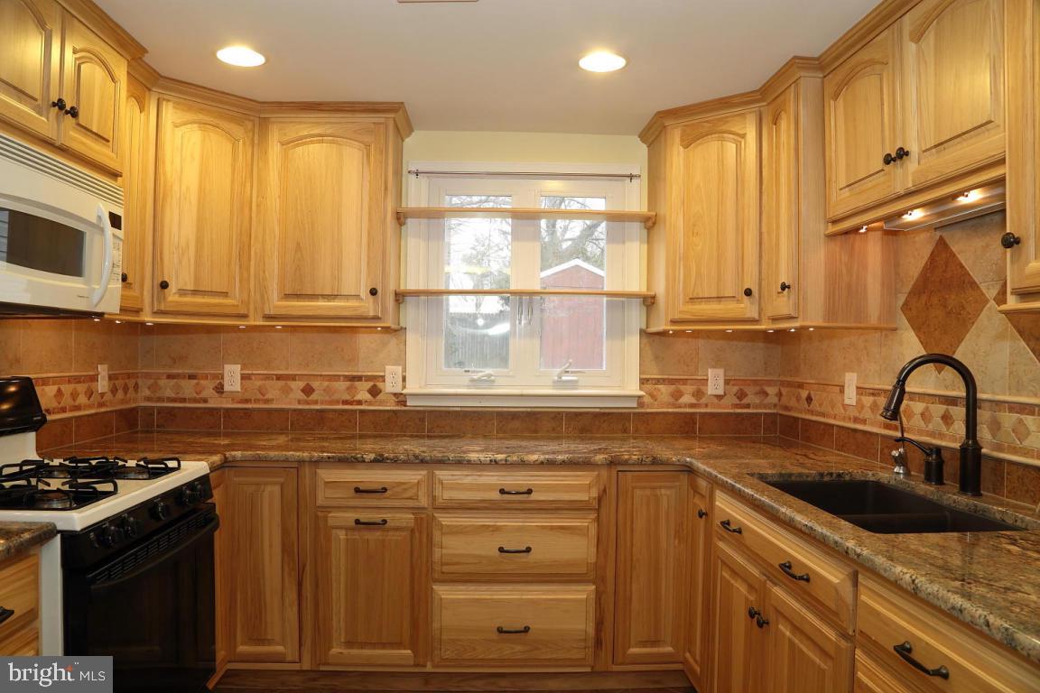 MANOR RIDGE - Residential