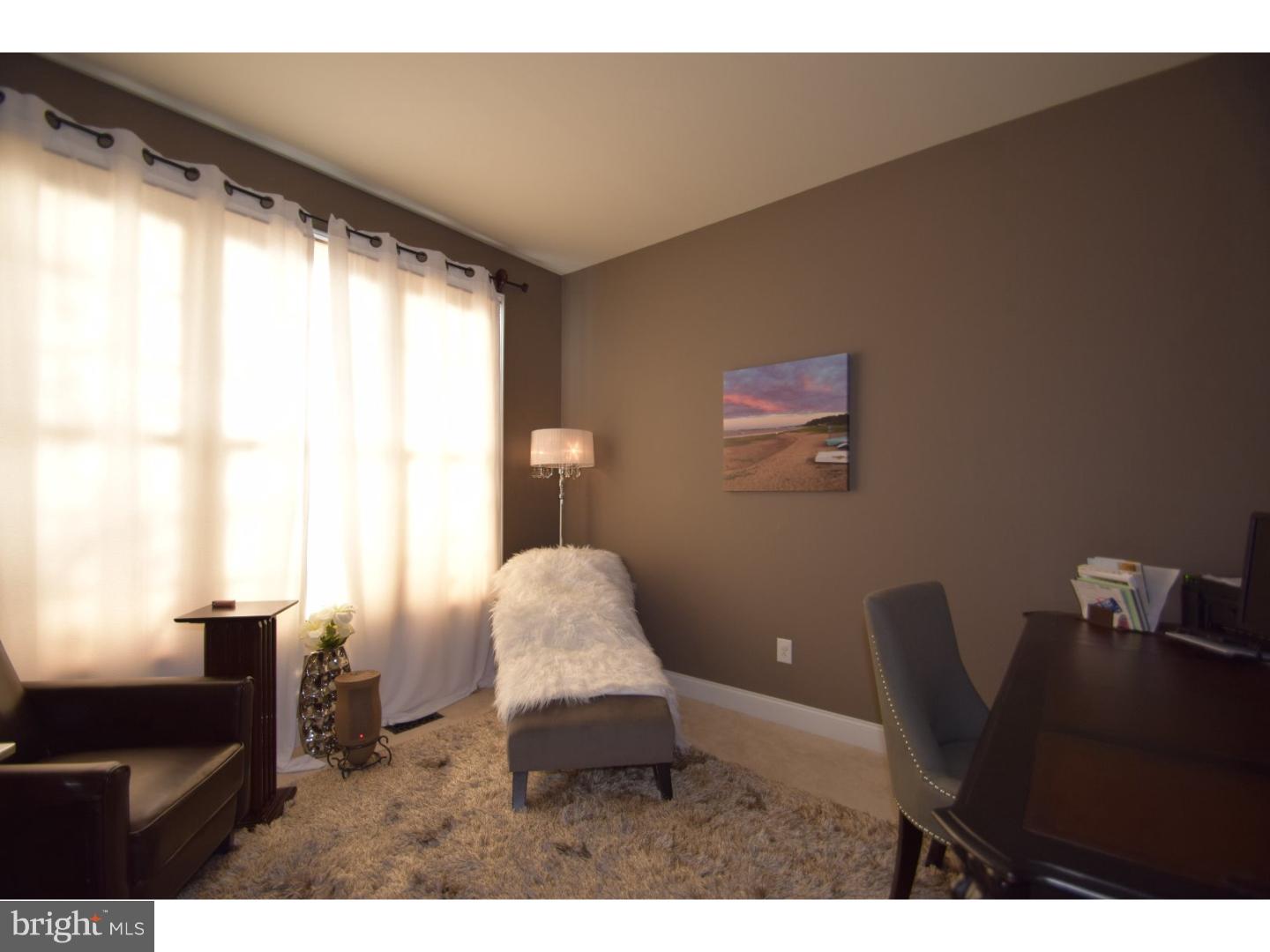 OVERLOOK AT NEWTOWN - Residential