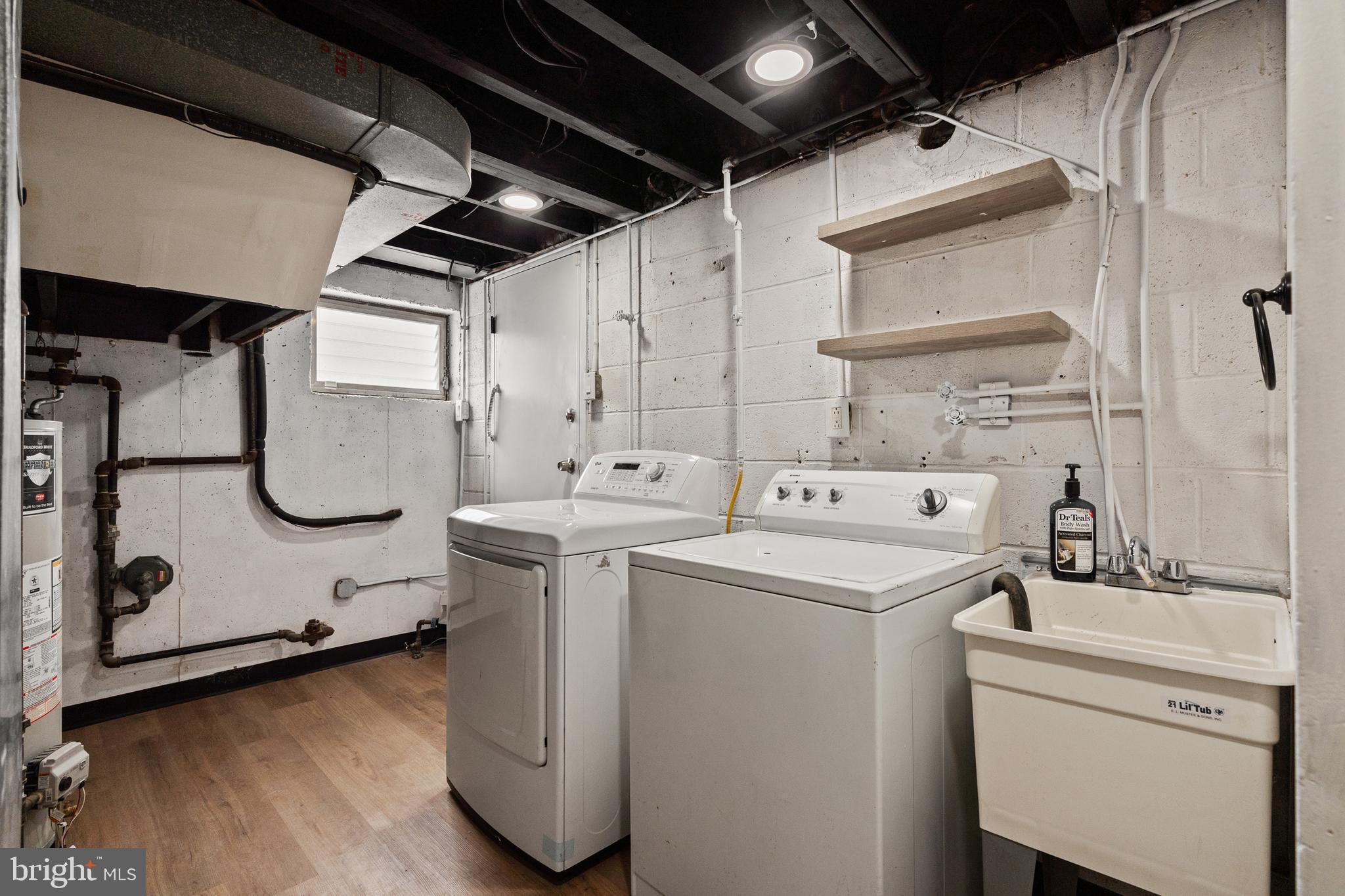 PARKWOOD - Residential