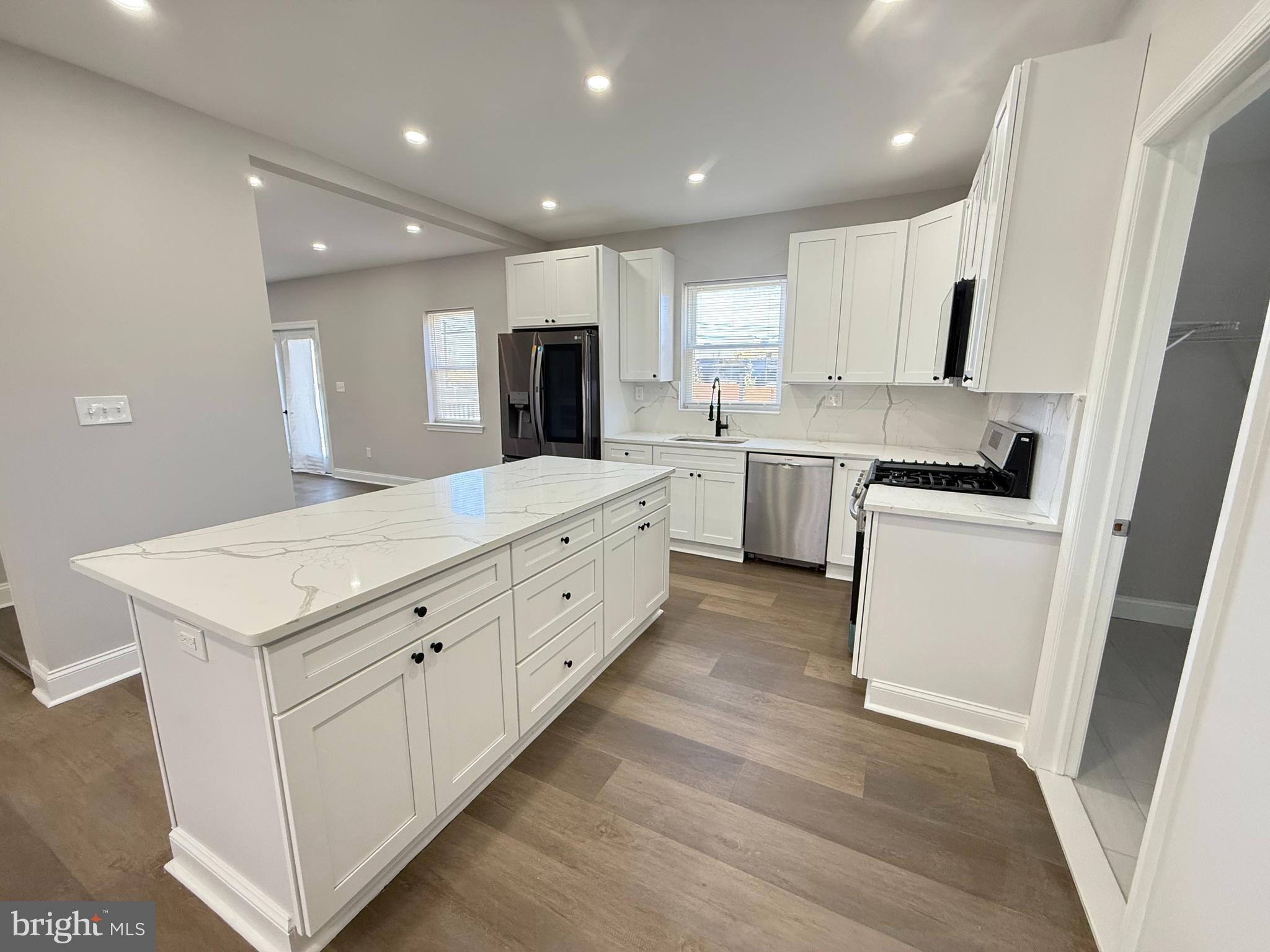WHITTEMORE PARK - Residential
