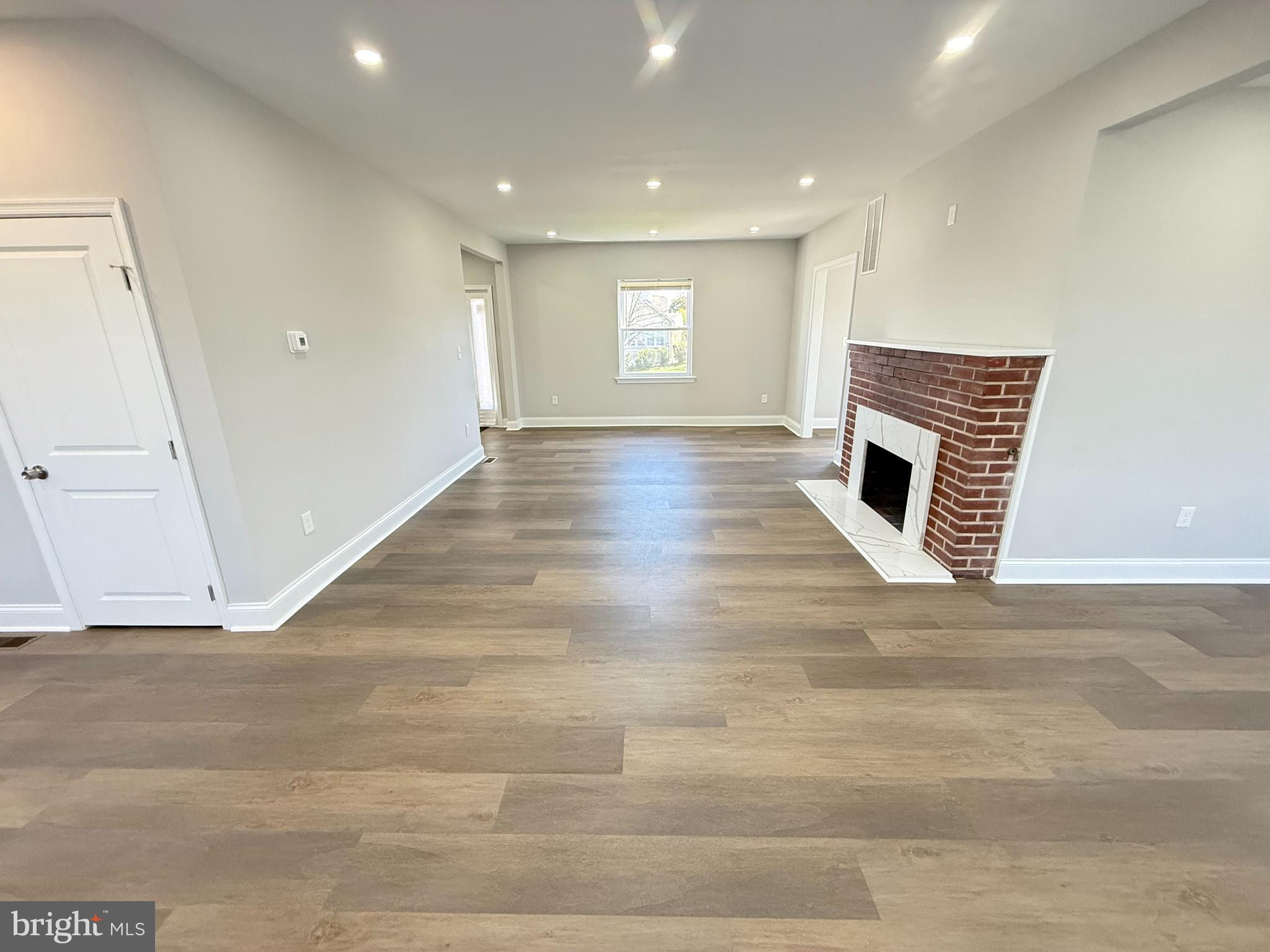 WHITTEMORE PARK - Residential