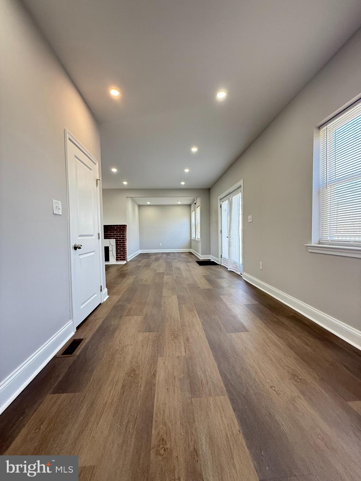 WHITTEMORE PARK - Residential