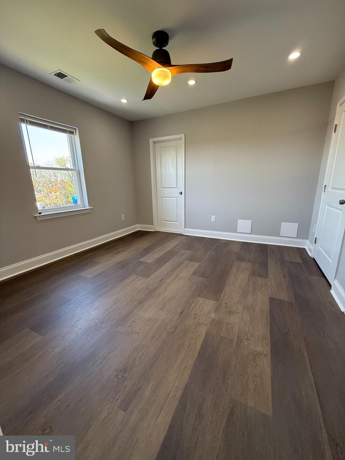 WHITTEMORE PARK - Residential