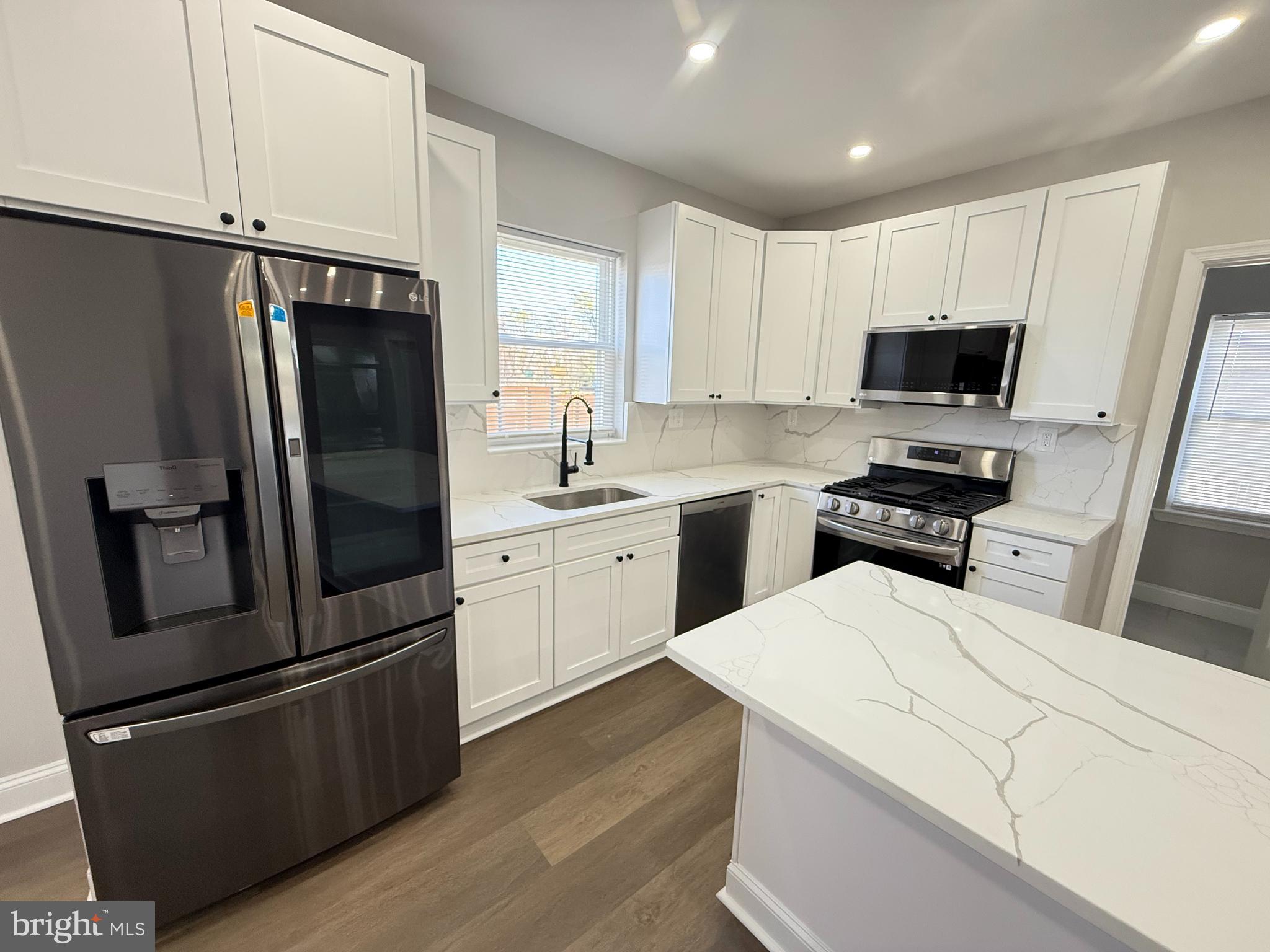 WHITTEMORE PARK - Residential