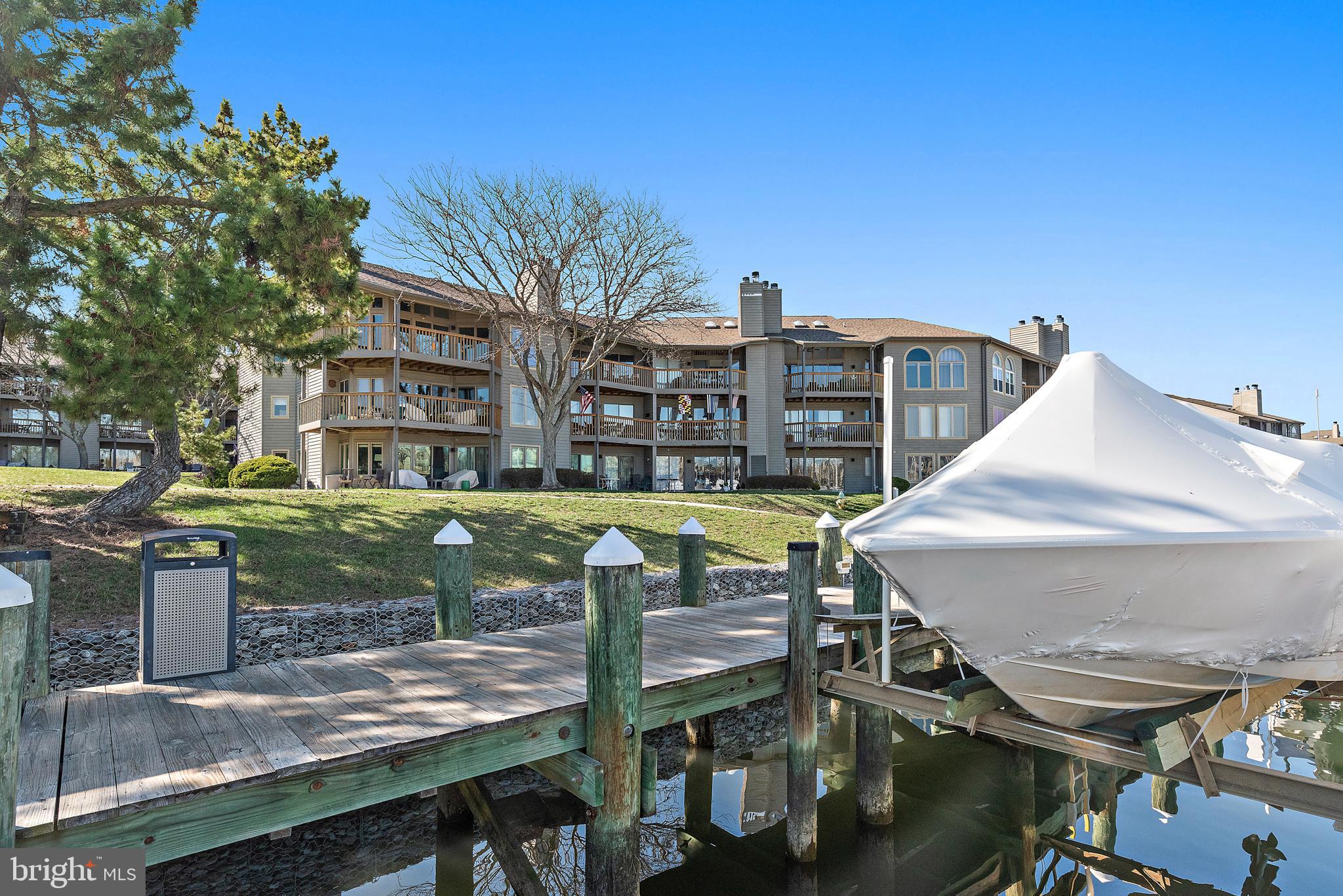 CHESAPEAKE HARBOUR - Residential
