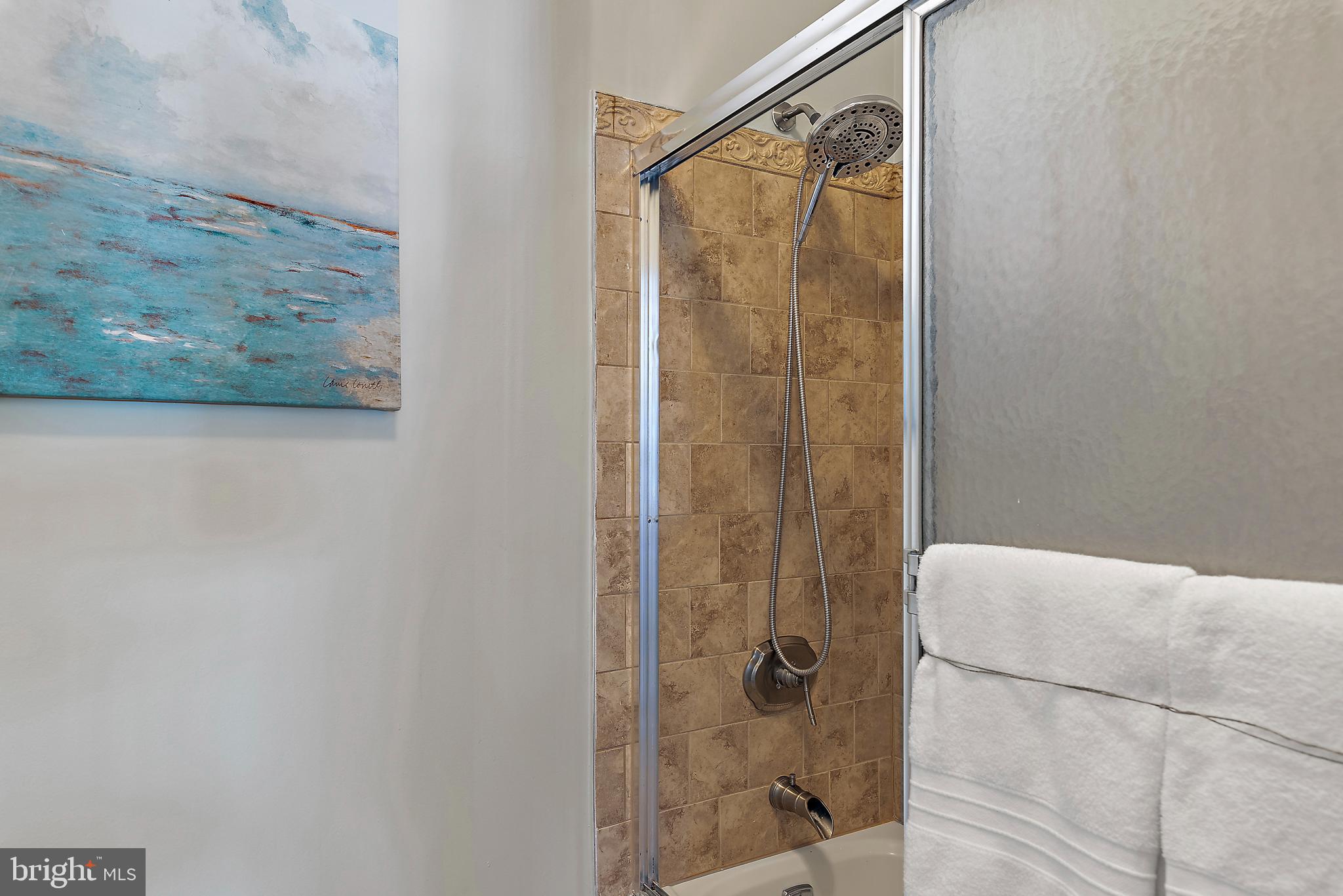 CHESAPEAKE HARBOUR - Residential