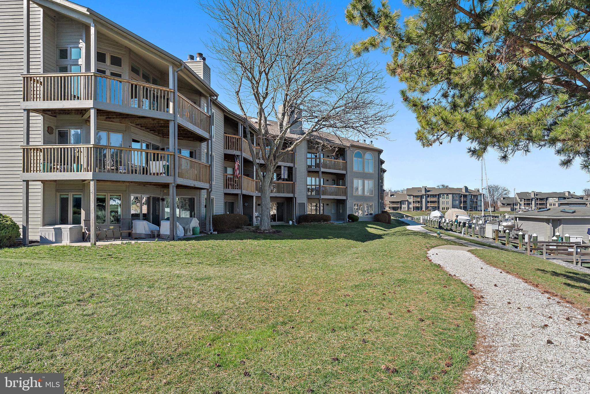 CHESAPEAKE HARBOUR - Residential