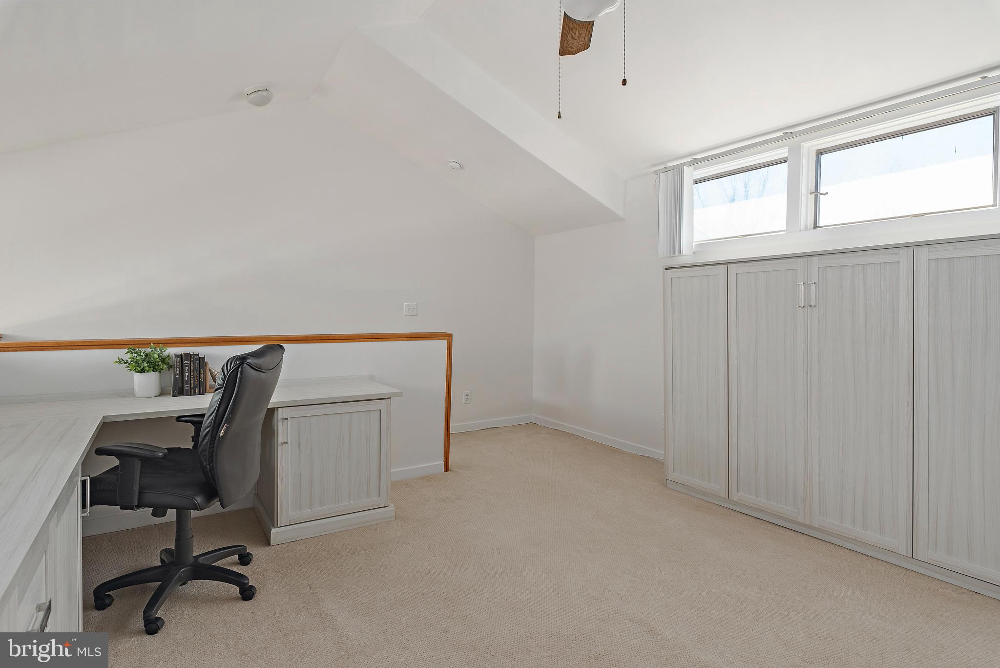 CHESAPEAKE HARBOUR - Residential