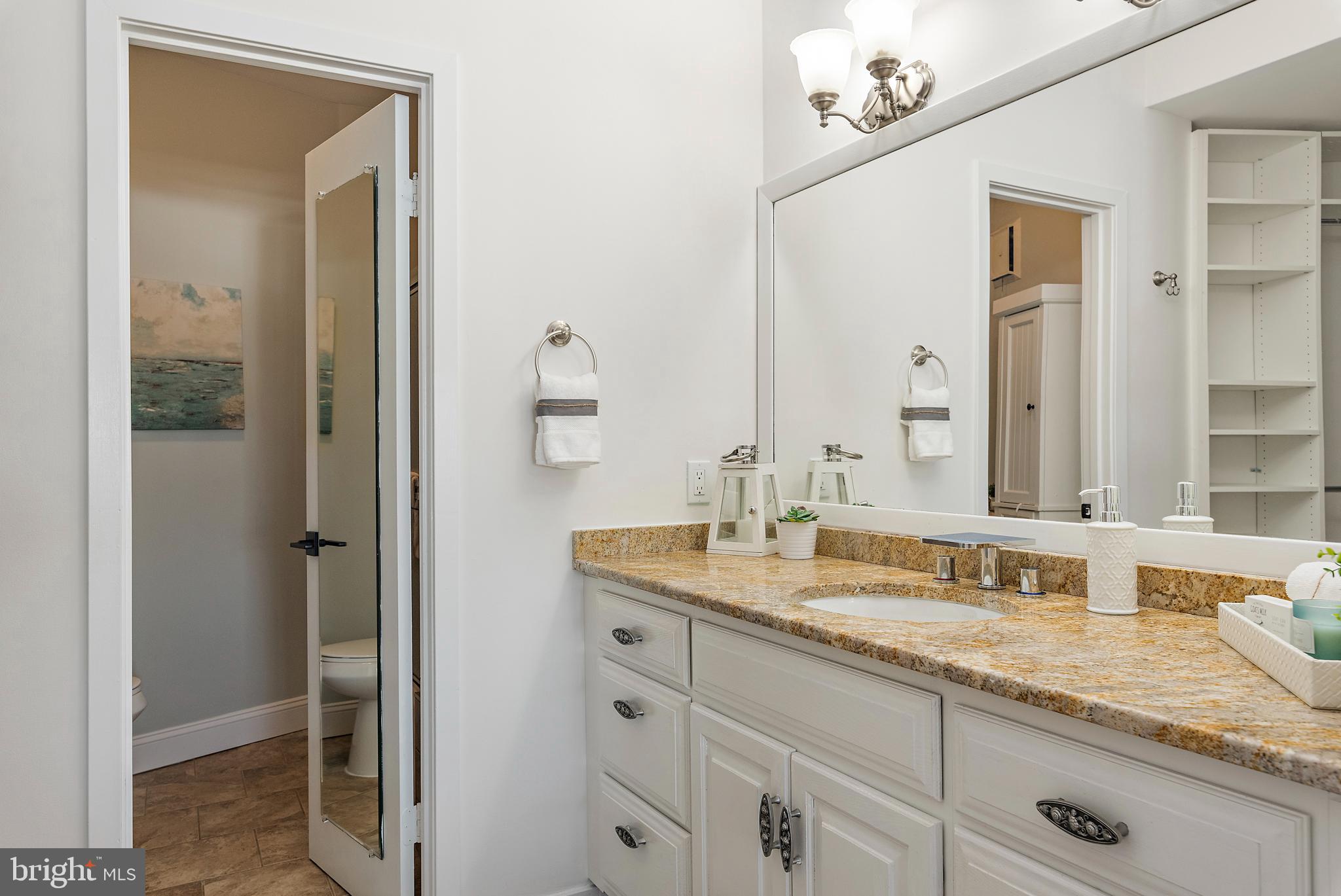 CHESAPEAKE HARBOUR - Residential