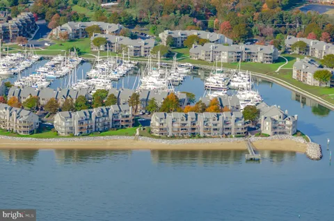 7046 Harbour Village Court Unit 202, Annapolis, MD MLS: MDAA2108616
