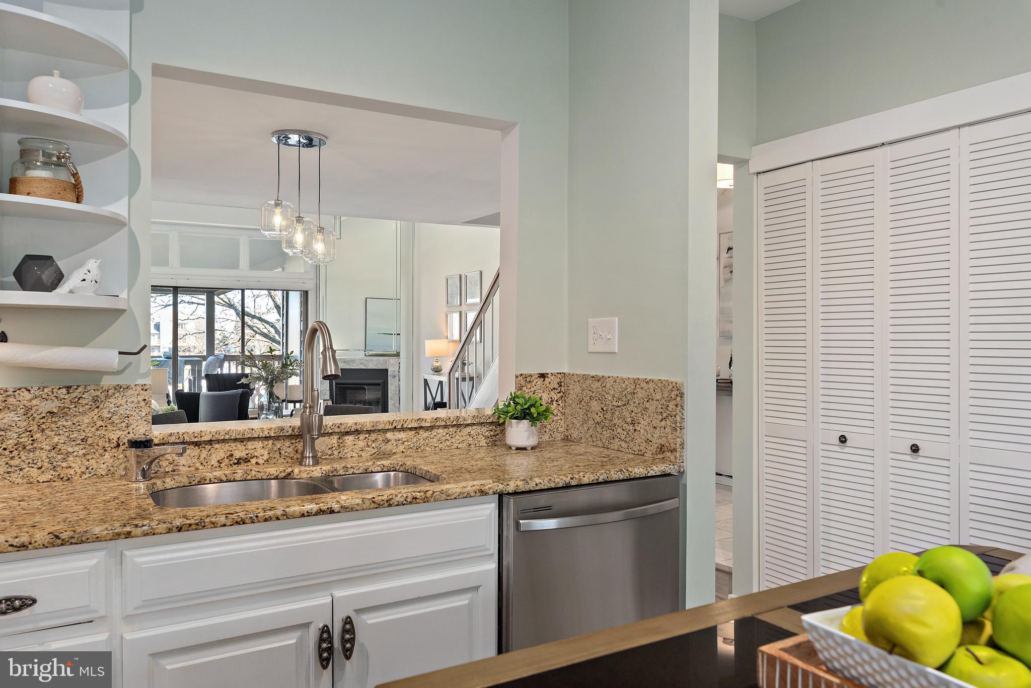 CHESAPEAKE HARBOUR - Residential