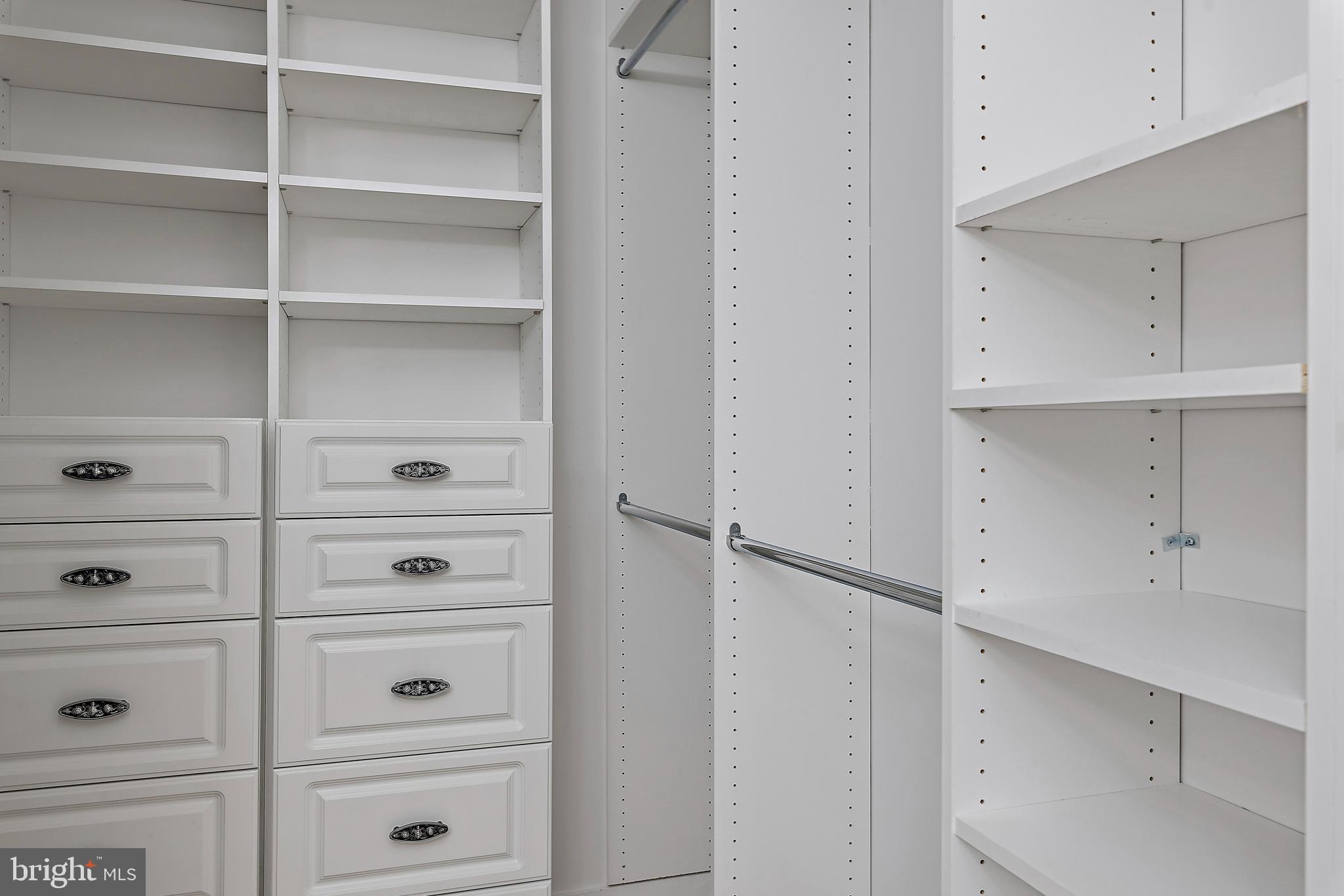 CHESAPEAKE HARBOUR - Residential