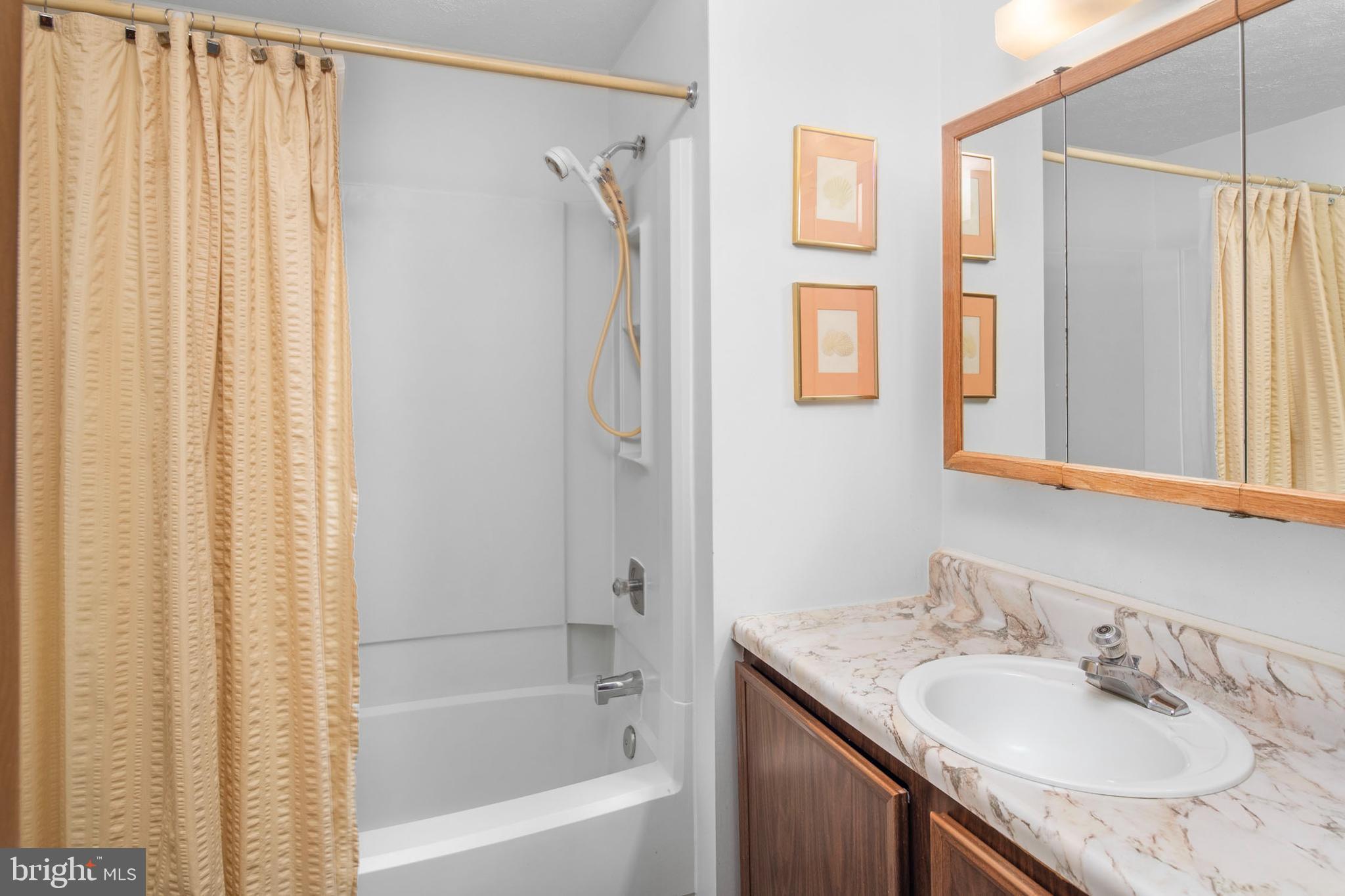 CHESTERFIELD - Residential