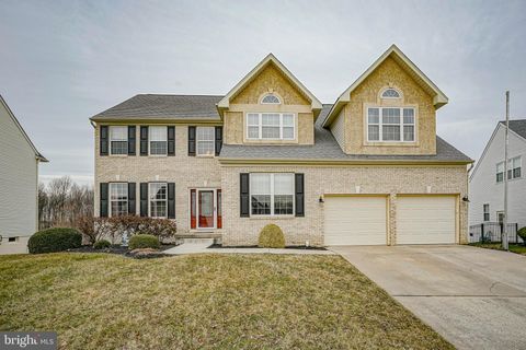 Homes For Sale - 118 Delaware Crossing<br/> SWEDESBORO, NJ 08085