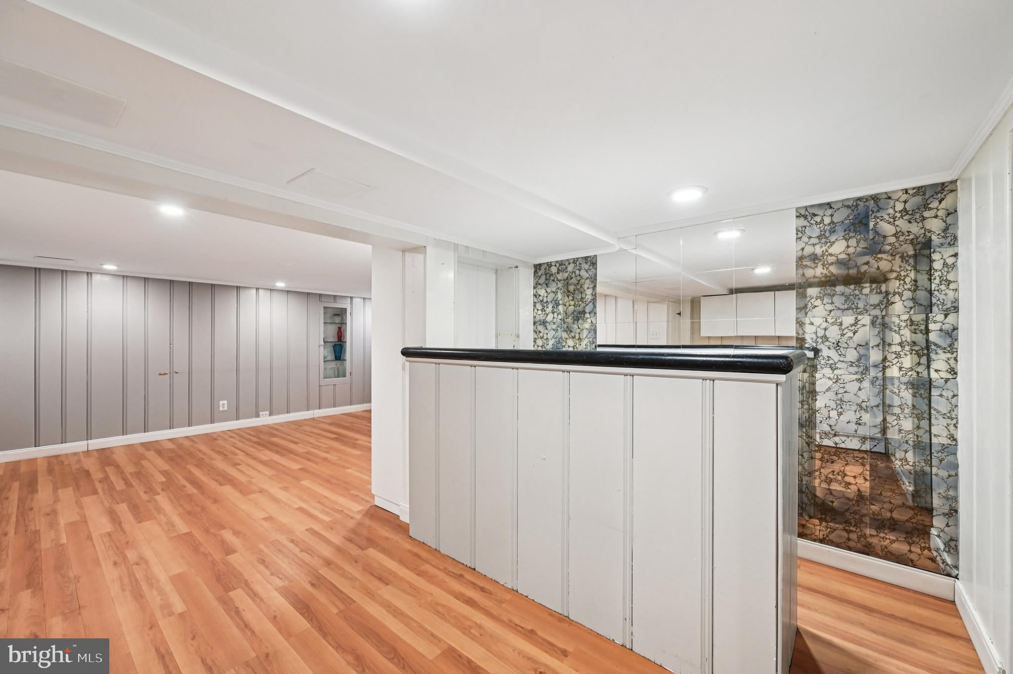 SOMERSET - Residential