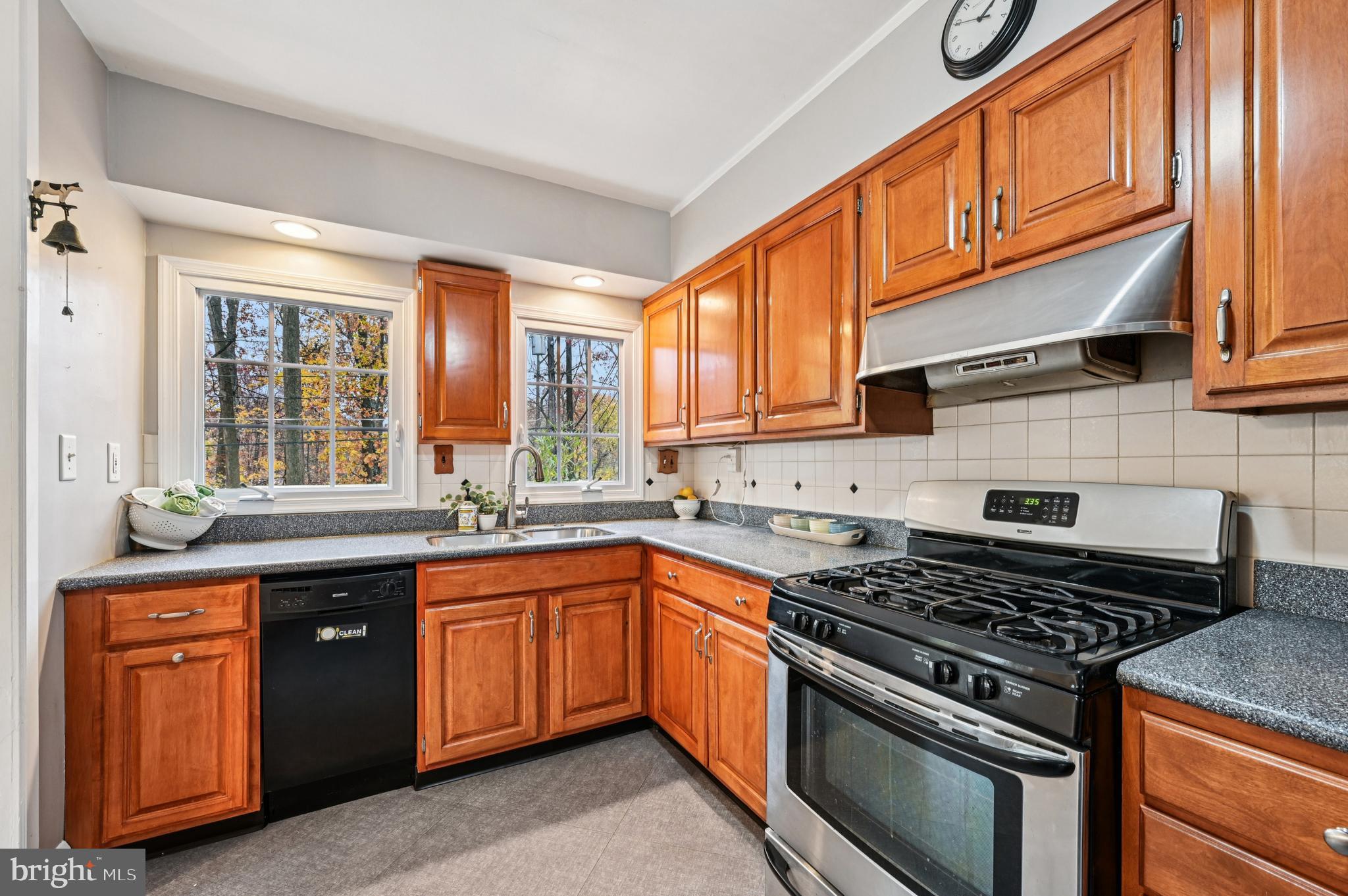 SOMERSET - Residential