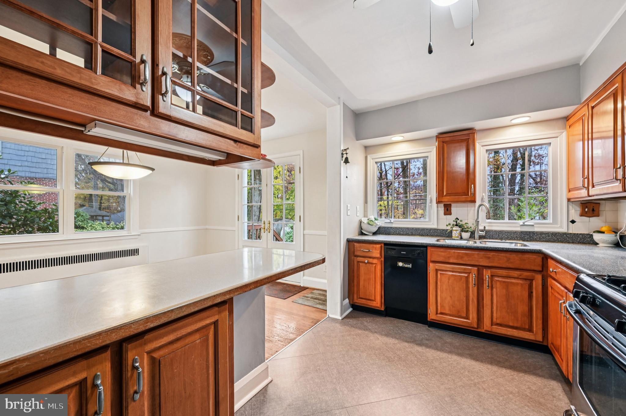 SOMERSET - Residential