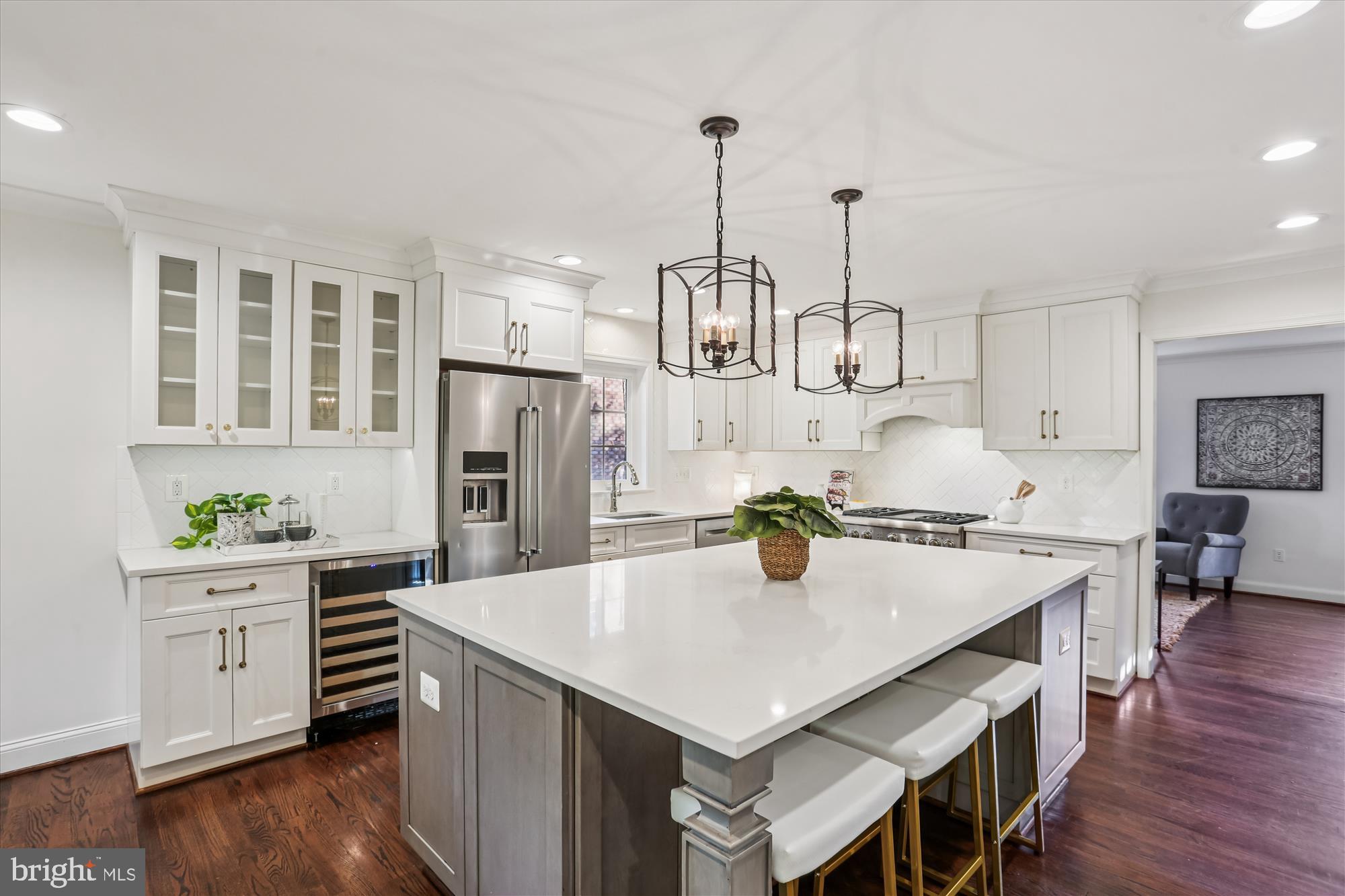 KENILWORTH - Residential