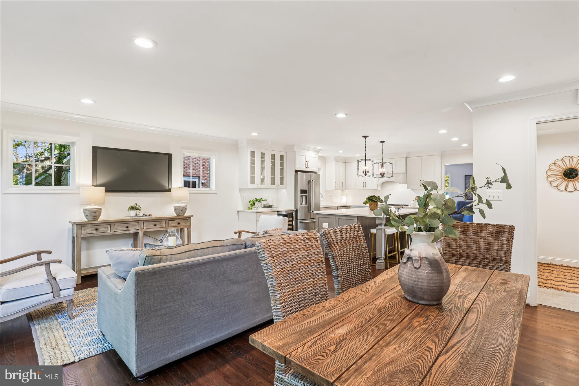 KENILWORTH - Residential