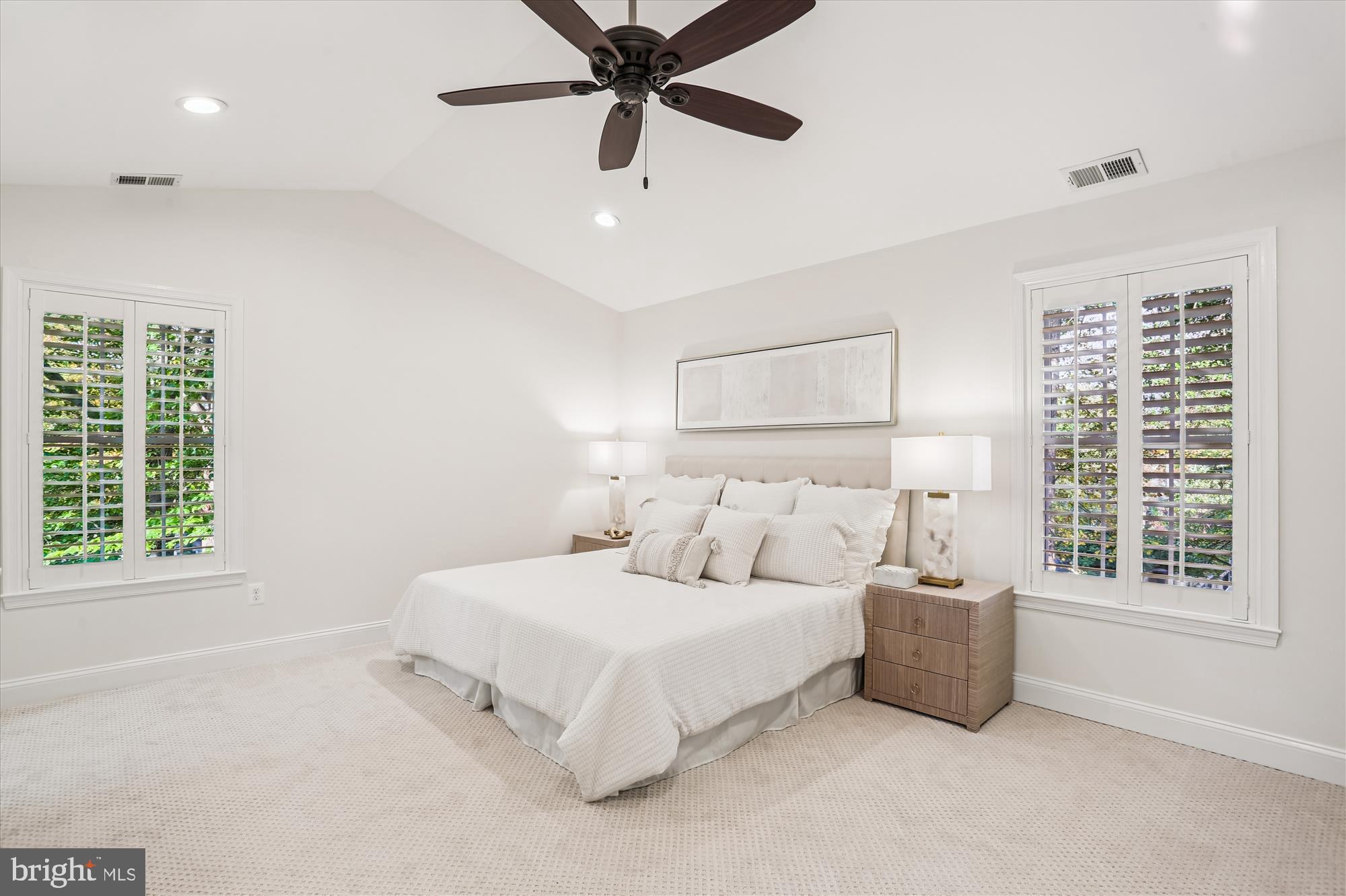 KENILWORTH - Residential