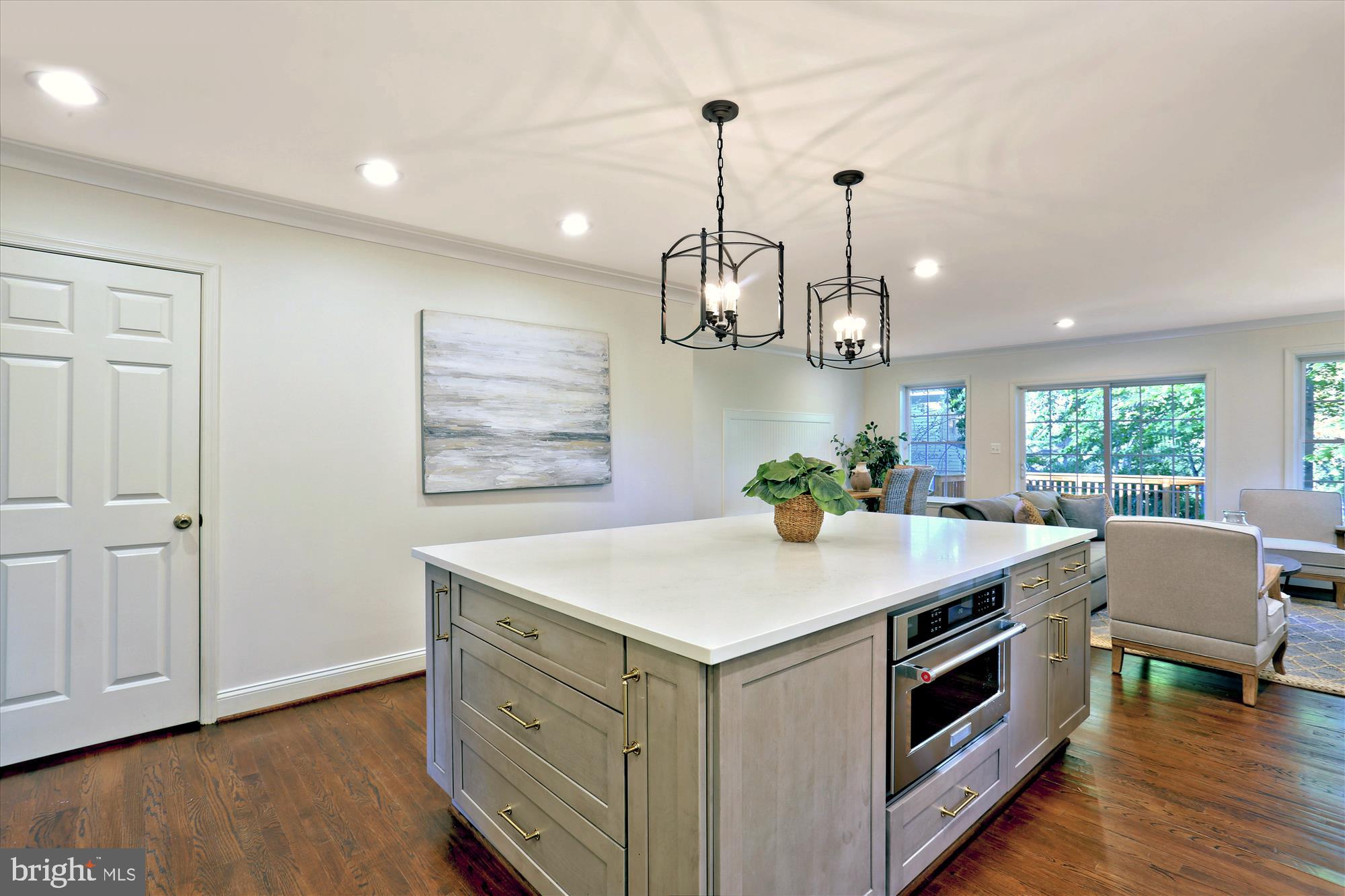 KENILWORTH - Residential