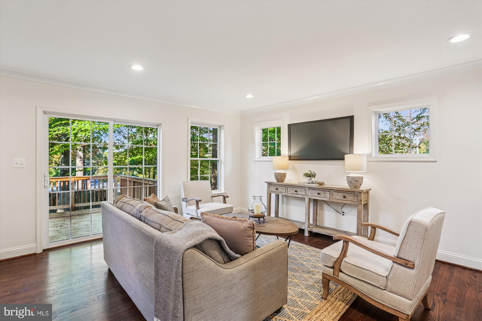 KENILWORTH - Residential