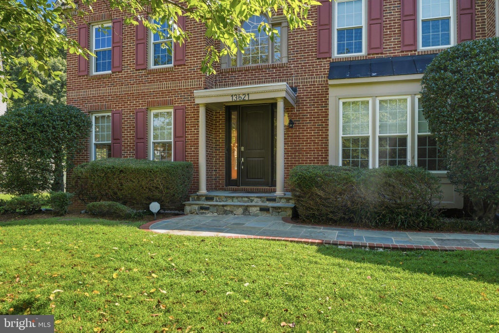 Photo of 13621 Montvale Drive, SILVER SPRING, MD 20904 (MLS # MDMC2245112)