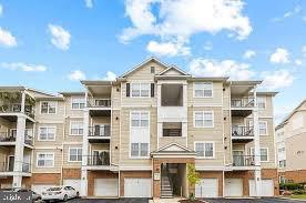 Stunning 2BR/2BA Condo with Pool Views in Prime Germantown Location!
Discover your perfect home in this beautifully appointed third-floor condo that combines comfort, convenience, and community living at its finest.
This spacious 2-bedroom, 2-bathroom residence offers the ideal blend of modern updates and thoughtful design. Step onto your private balcony and enjoy serene views of the sparkling community pool – your daily dose of relaxation awaits just outside your door.
Recent Updates & Premium Features
Brand new HVAC system ensures year-round comfort and energy efficiency
Two assigned parking spaces – no more hunting for spots!
Third-floor elevation provides enhanced privacy and peaceful living
Open floor plan perfect for entertaining and daily living
Abundant natural light throughout
Resort-Style Community Amenities
Your new home comes with access to an impressive array of amenities that make every day feel like a vacation:
Sparkling swimming pool (visible from your balcony!)
Fully equipped exercise room – skip the gym membership
Elegant clubhouse perfect for hosting gatherings
Billiards table for friendly competition with neighbors
Well-maintained grounds and professional management
Unbeatable Location
Convenience is key, and this location delivers:
Easy access to MARC train station – commute to DC and Baltimore with ease
Close to major Germantown shopping centers including grocery stores, restaurants, and retail
Quick access to major highways for effortless travel throughout the region
Family-friendly neighborhood with excellent schools nearby
Perfect For:
First-time homebuyers seeking move-in ready convenience
Professionals wanting easy commuter access
Anyone desiring low-maintenance living with luxury amenities
Investors looking for a prime rental property
Don't miss this opportunity to own a piece of Germantown's desirable condo living! This property combines the best of modern comfort, community amenities, and strategic location. Schedule your showing today and experience the lifestyle this exceptional home offers.
Move-in ready and waiting for you to call it home!