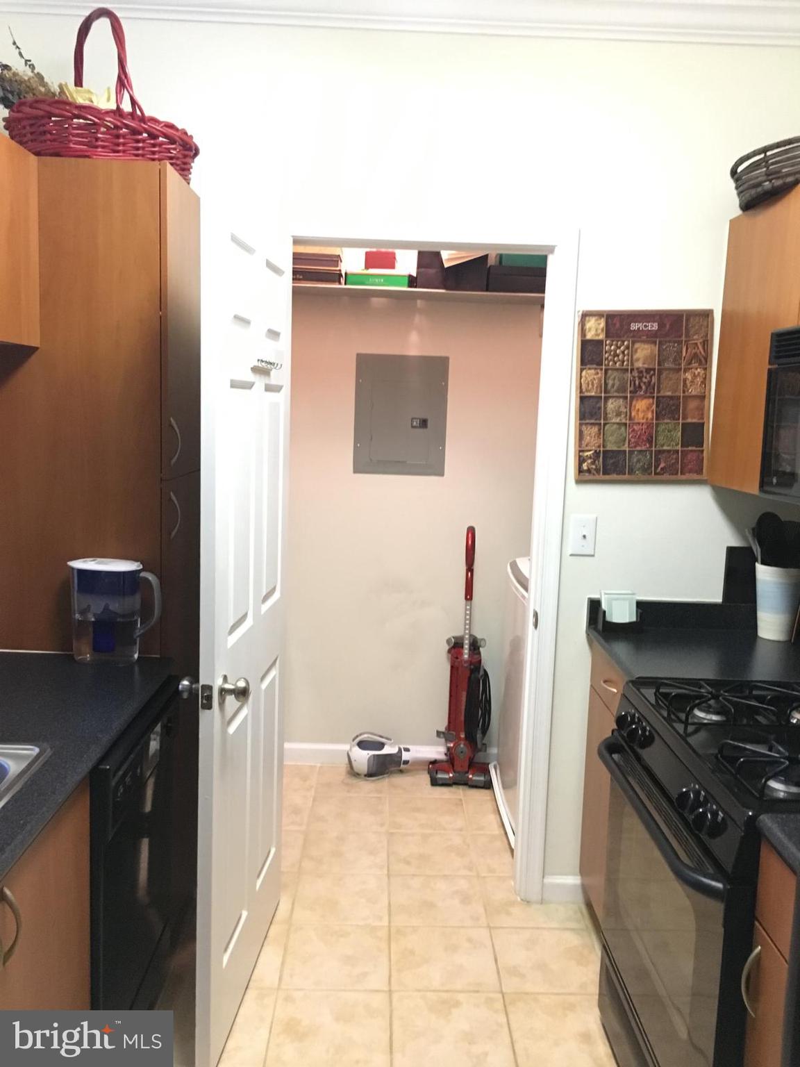 ASHMORE AT GERMANOWN COMMUNITY - Residential