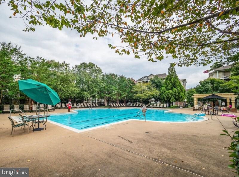 ASHMORE AT GERMANOWN COMMUNITY - Residential