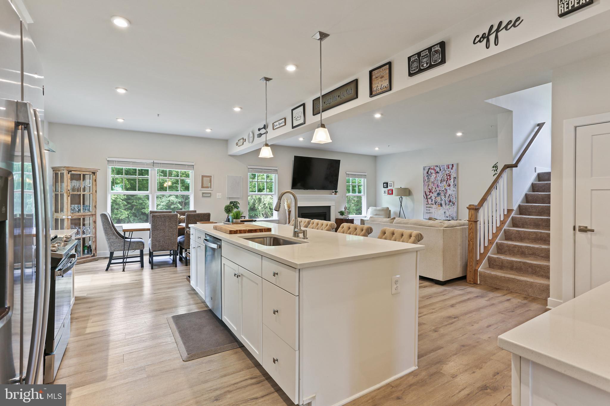 SPRING VIEW ESTATES - Residential