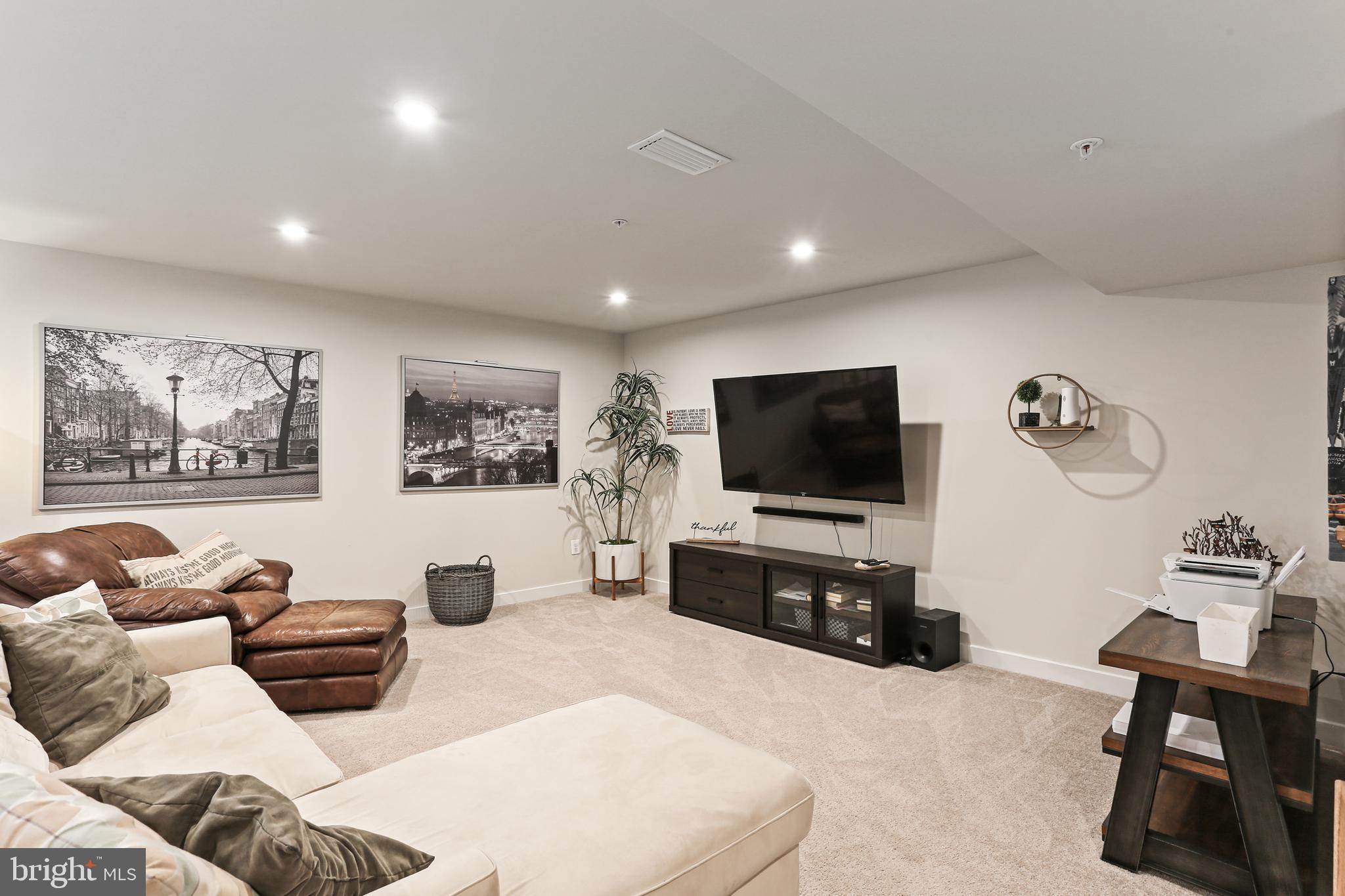 SPRING VIEW ESTATES - Residential