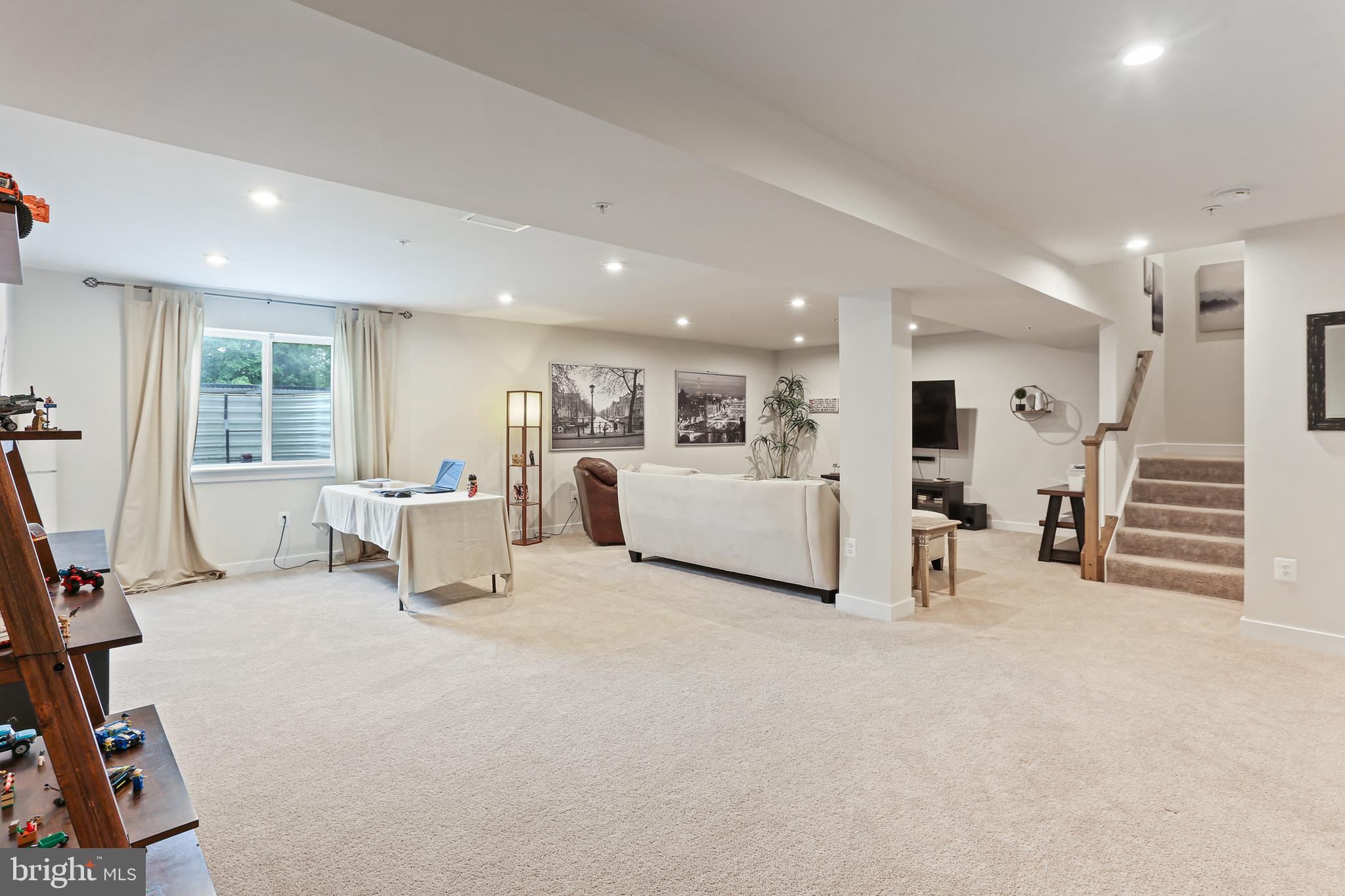 SPRING VIEW ESTATES - Residential