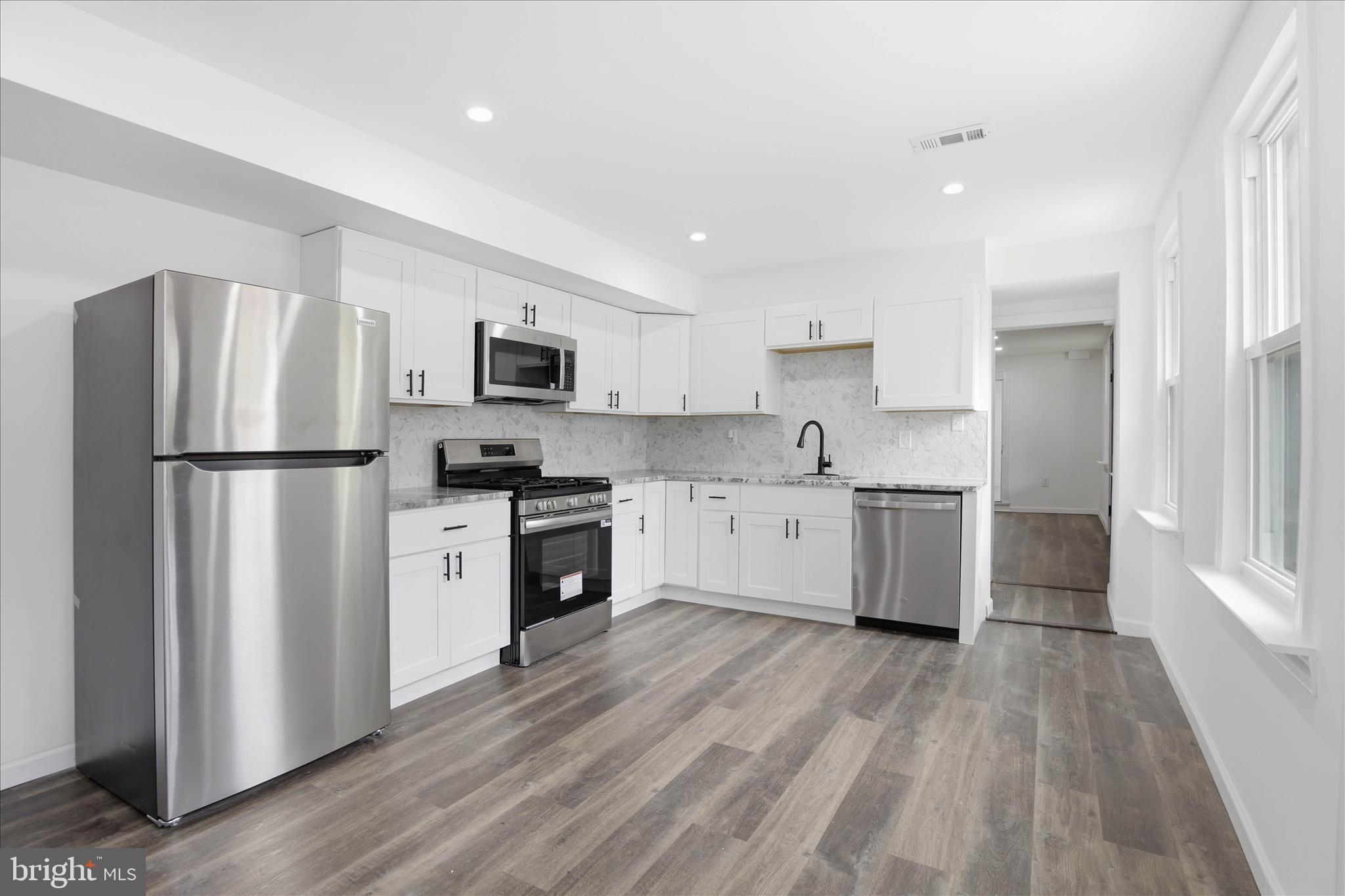 SOWE NEIGHBORHOOD / CABBAGE HILL - Residential Income