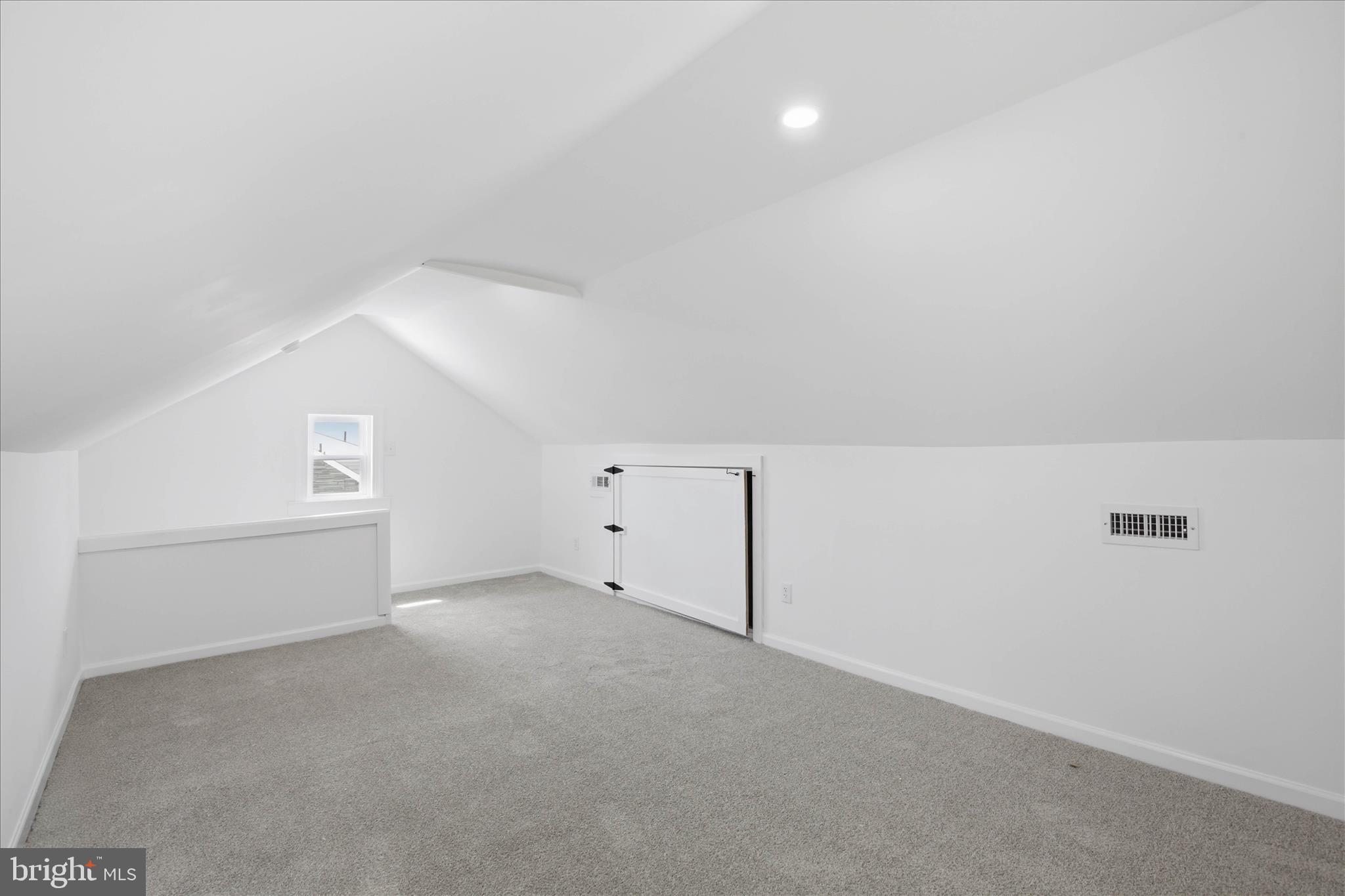 SOWE NEIGHBORHOOD / CABBAGE HILL - Residential Income