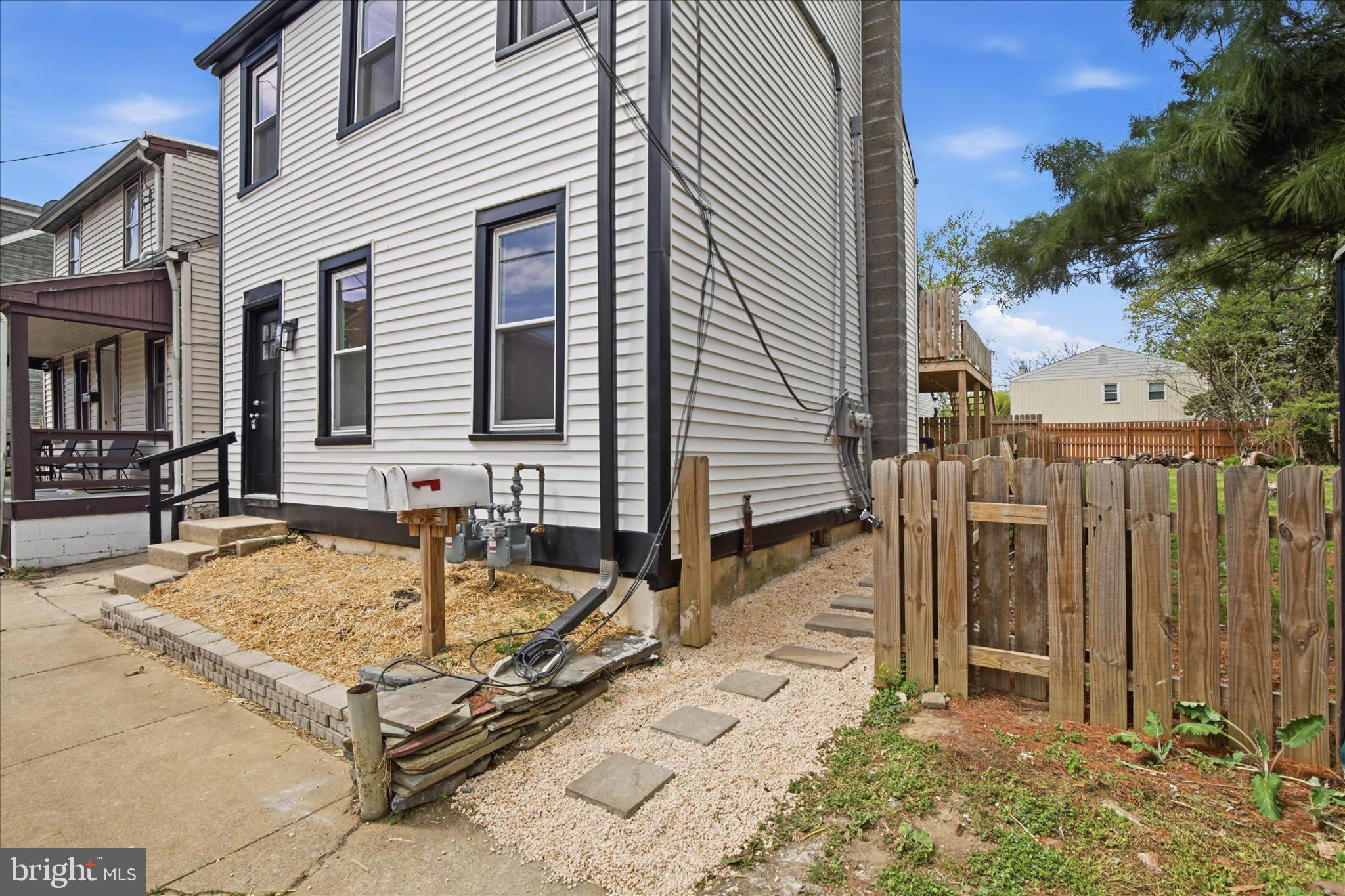 SOWE NEIGHBORHOOD / CABBAGE HILL - Residential Income