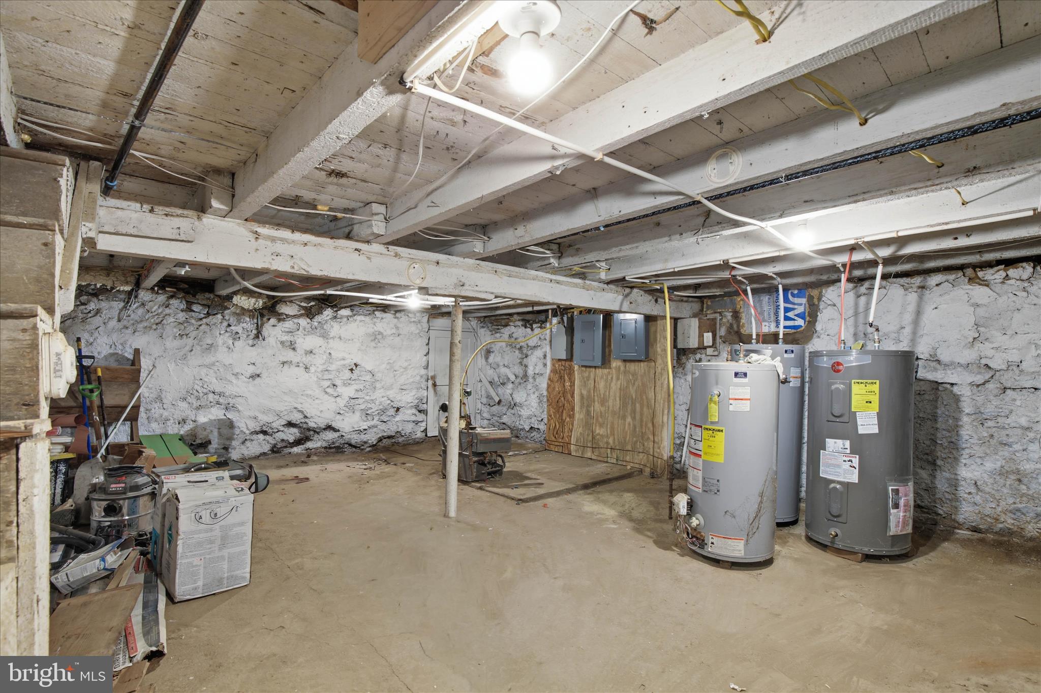 SOWE NEIGHBORHOOD / CABBAGE HILL - Residential Income