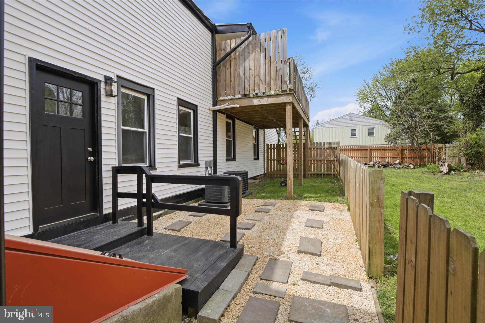 SOWE NEIGHBORHOOD / CABBAGE HILL - Residential Income