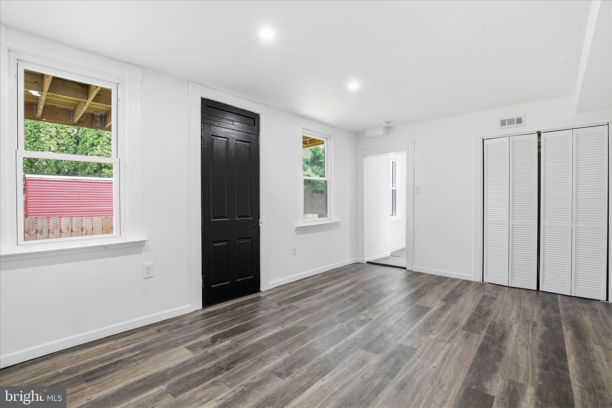 SOWE NEIGHBORHOOD / CABBAGE HILL - Residential Income