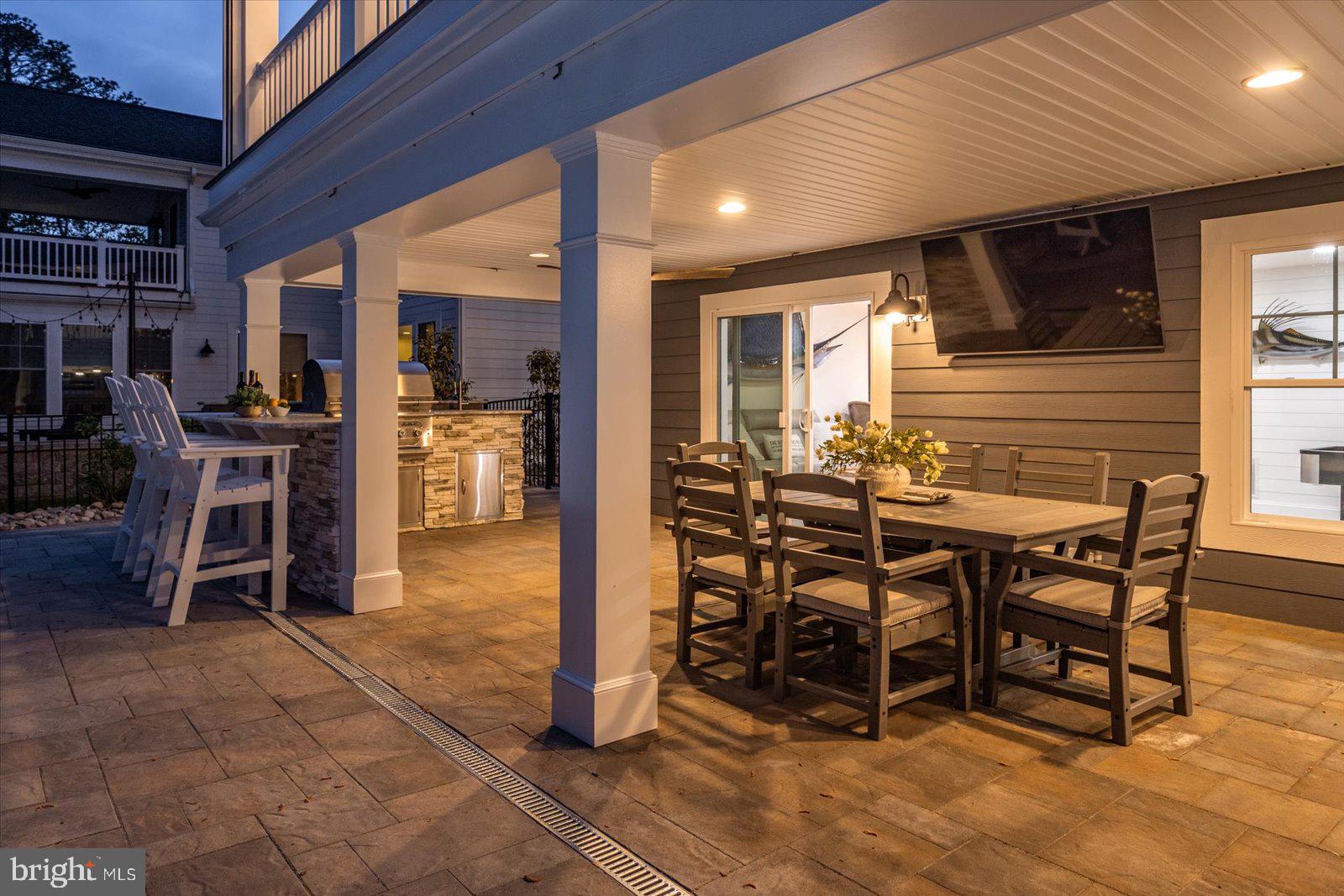 BAYSIDE - Residential