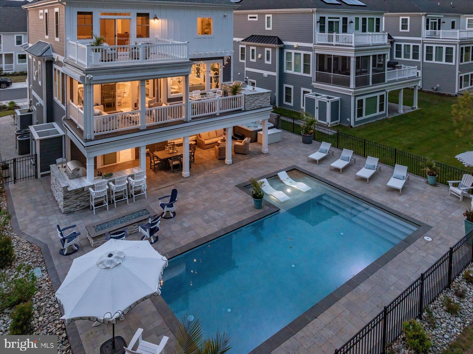 BAYSIDE - Residential