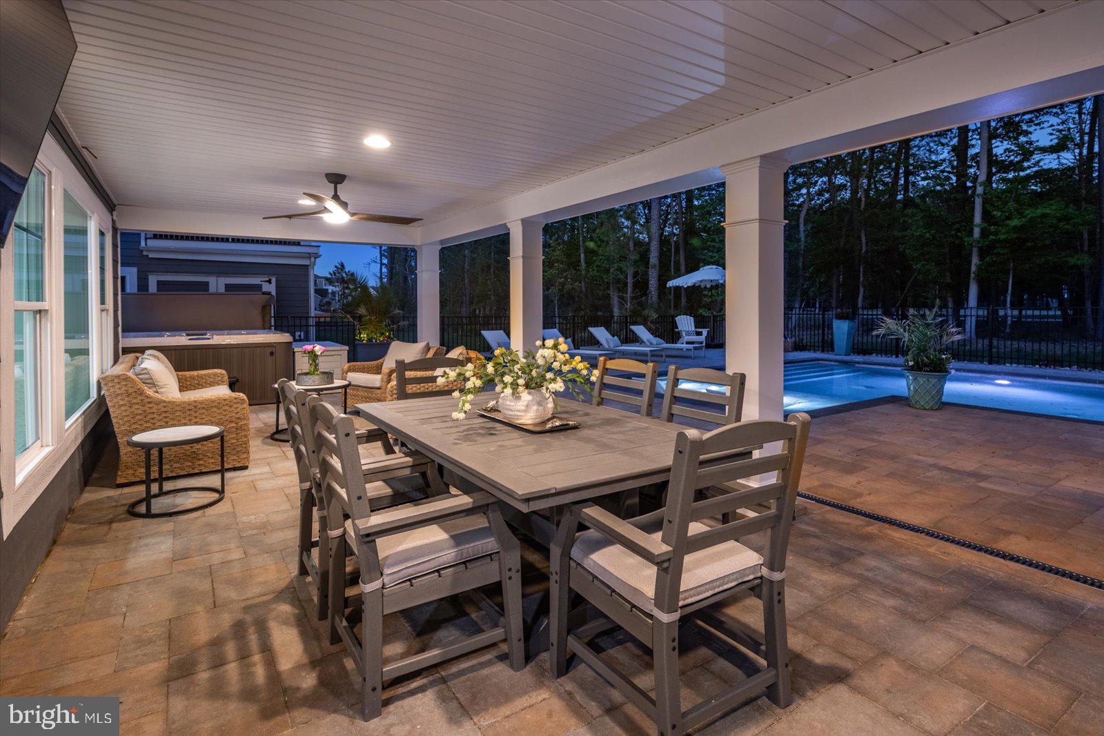 BAYSIDE - Residential