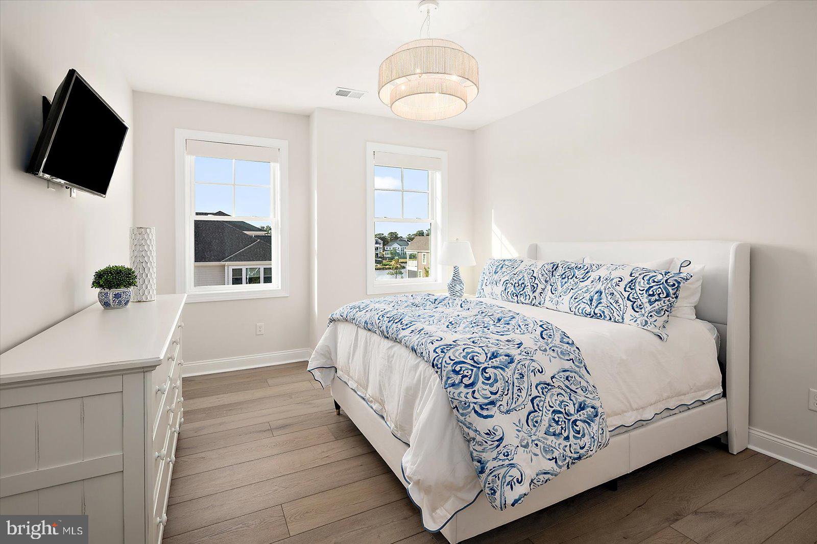 BAYSIDE - Residential