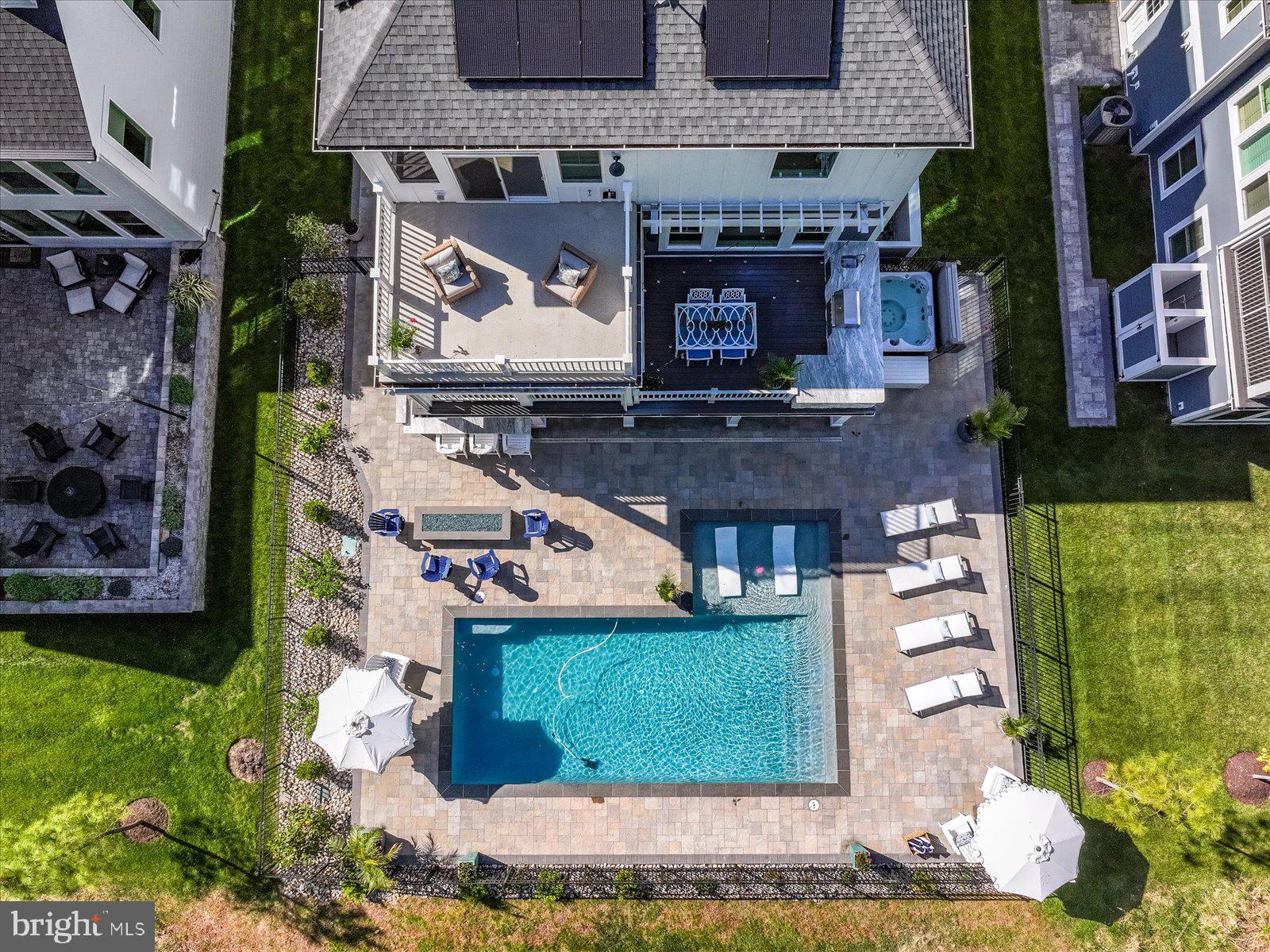 BAYSIDE - Residential