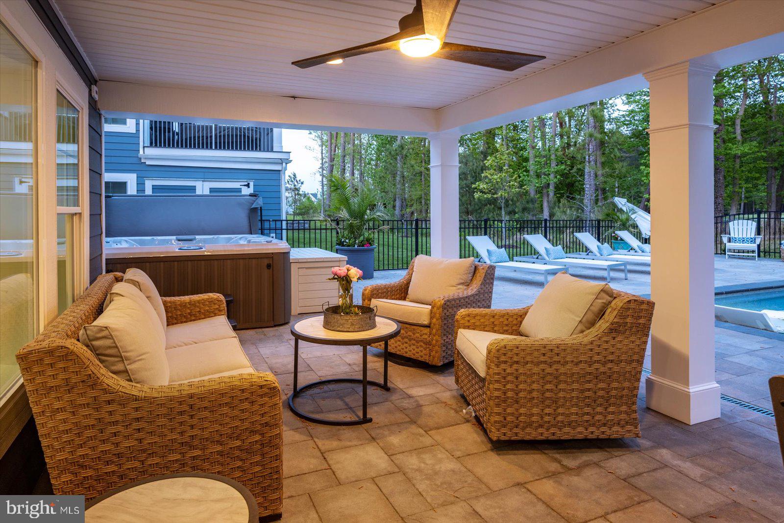 BAYSIDE - Residential