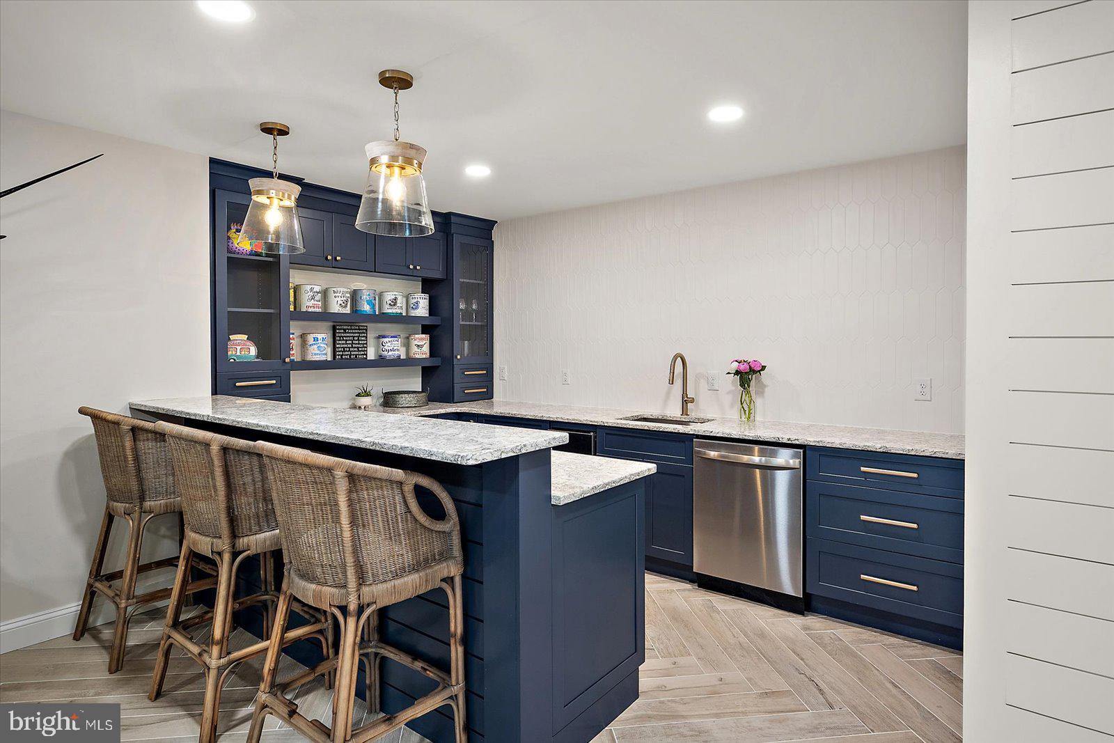 BAYSIDE - Residential