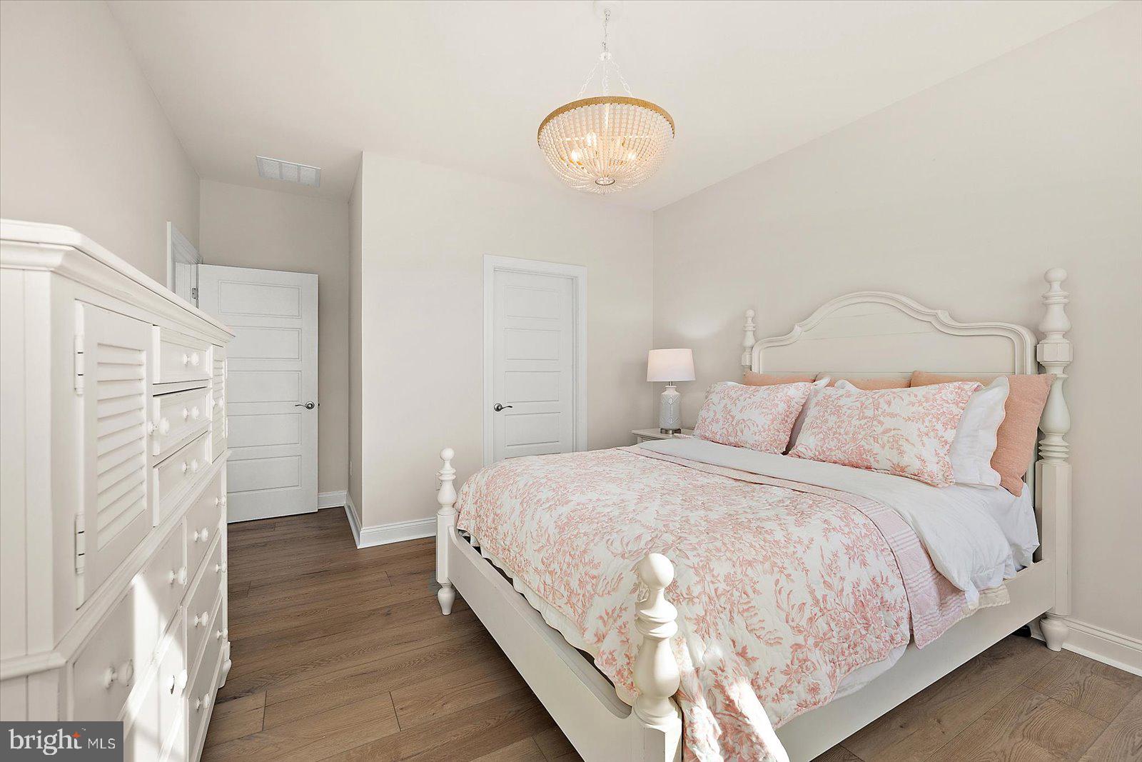 BAYSIDE - Residential