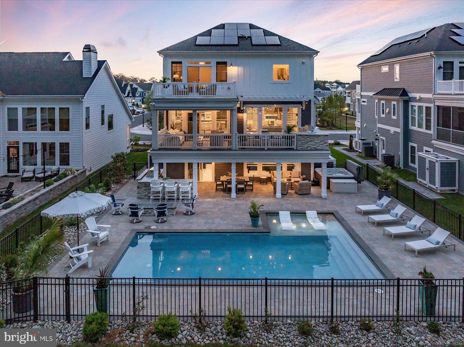 BAYSIDE - Residential