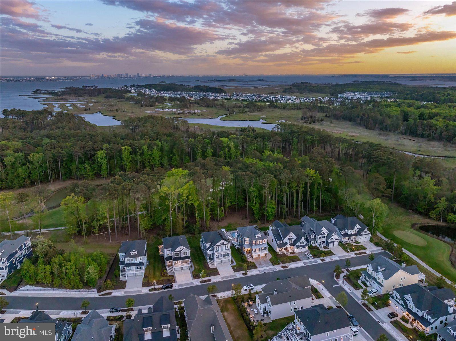 BAYSIDE - Residential
