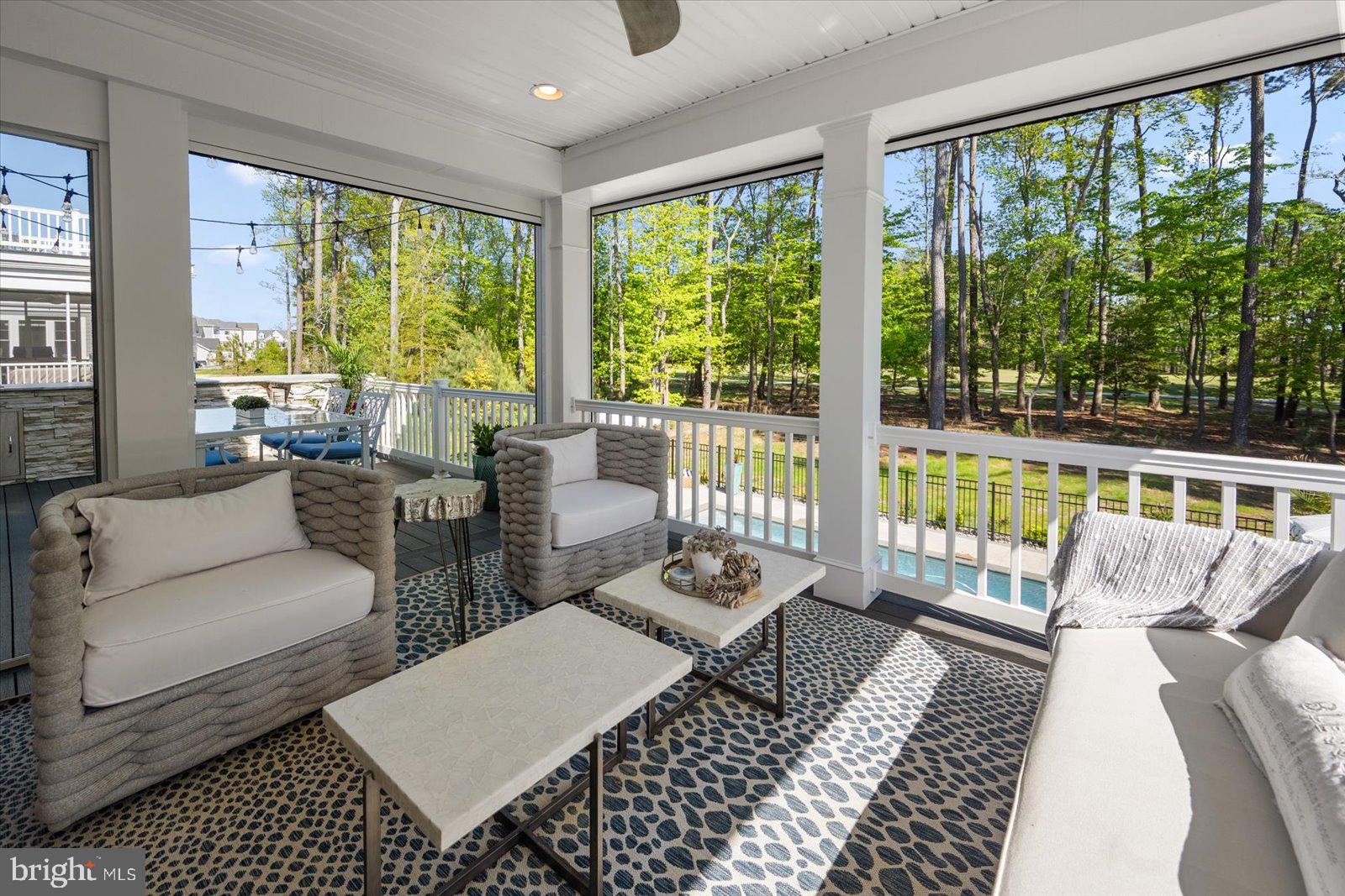 BAYSIDE - Residential